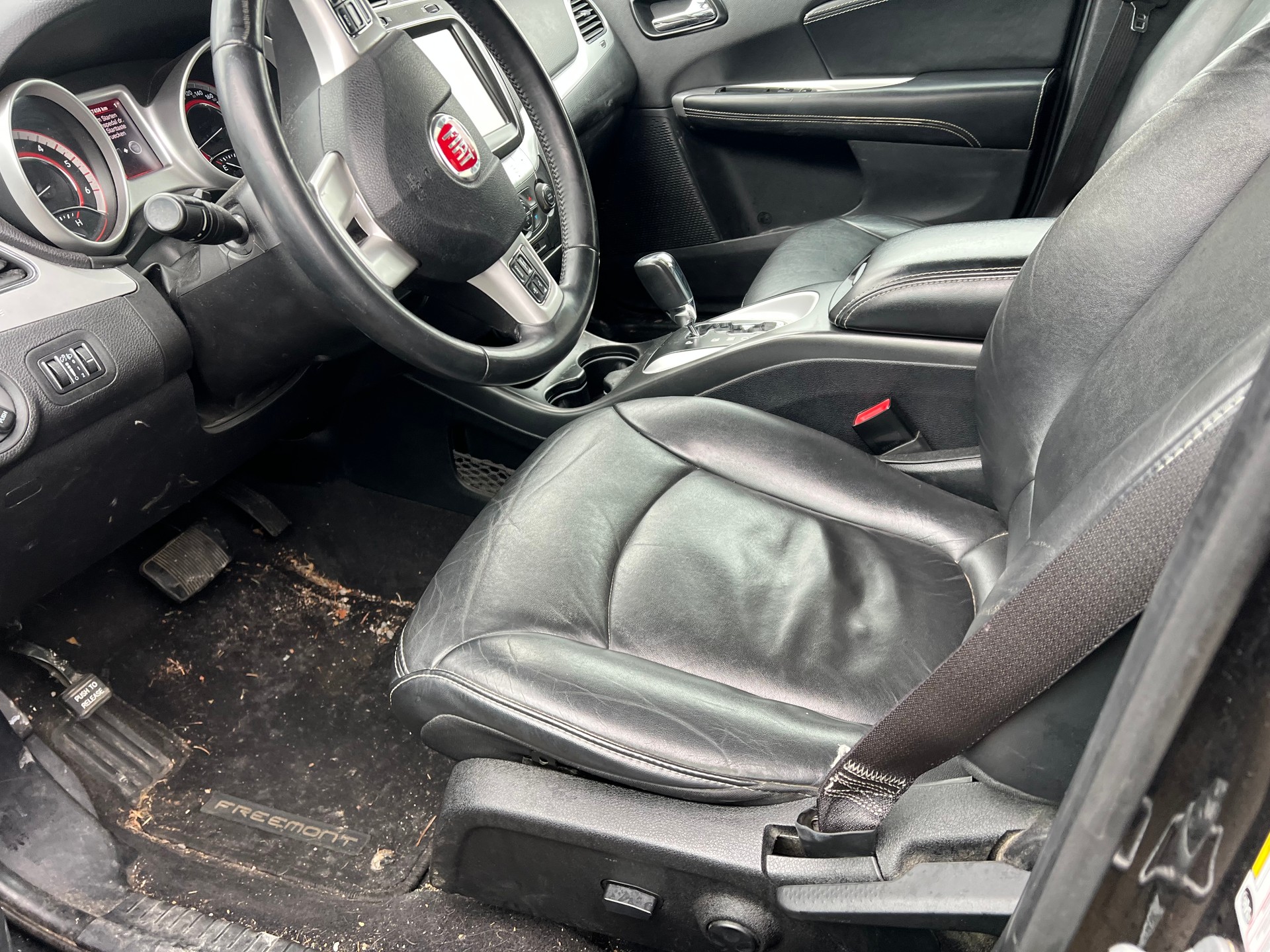 FIAT Freemont 2.0 MJ AWD Automat-image-5