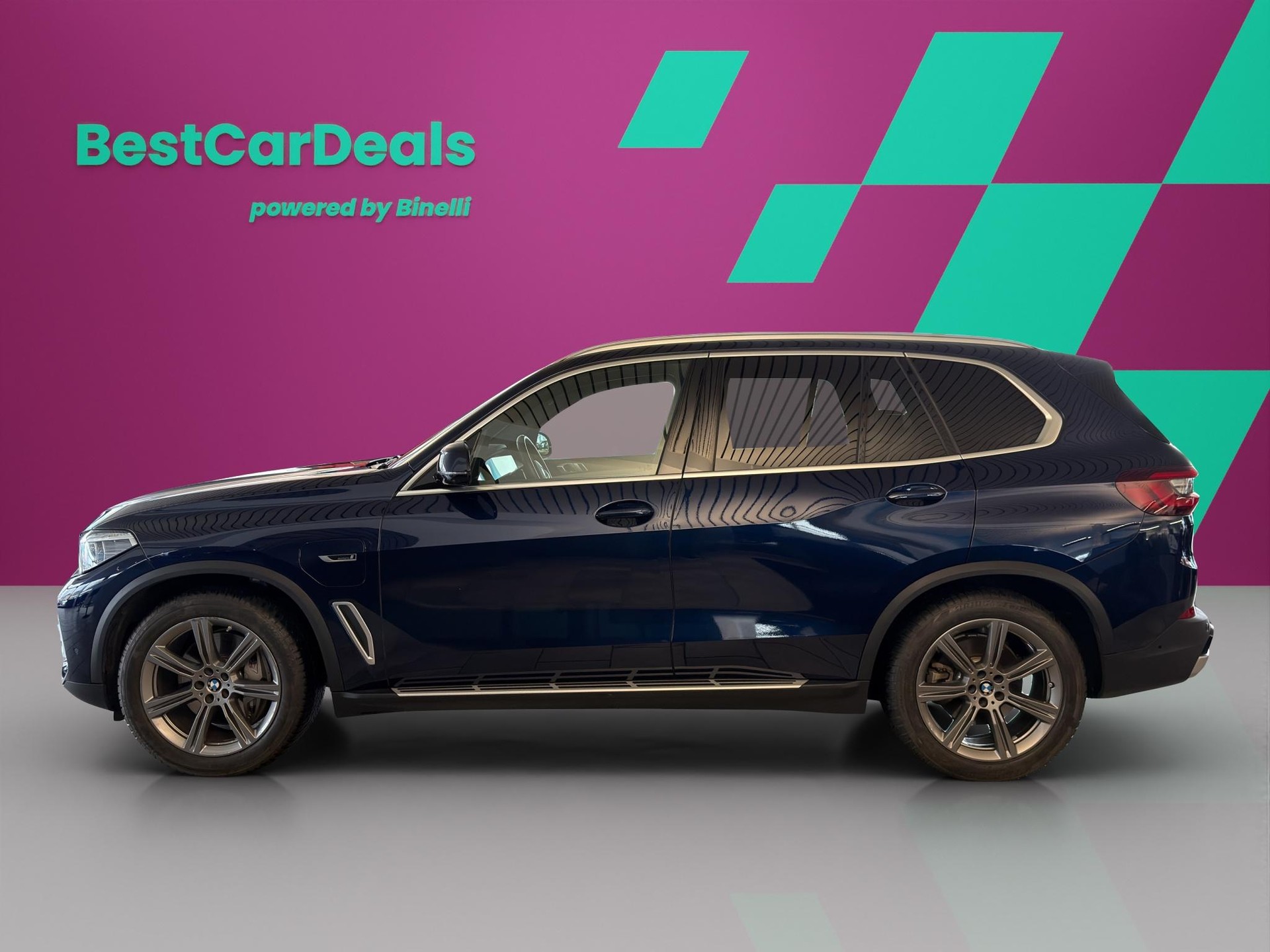 BMW X5 xDrive45e xLine-image-5