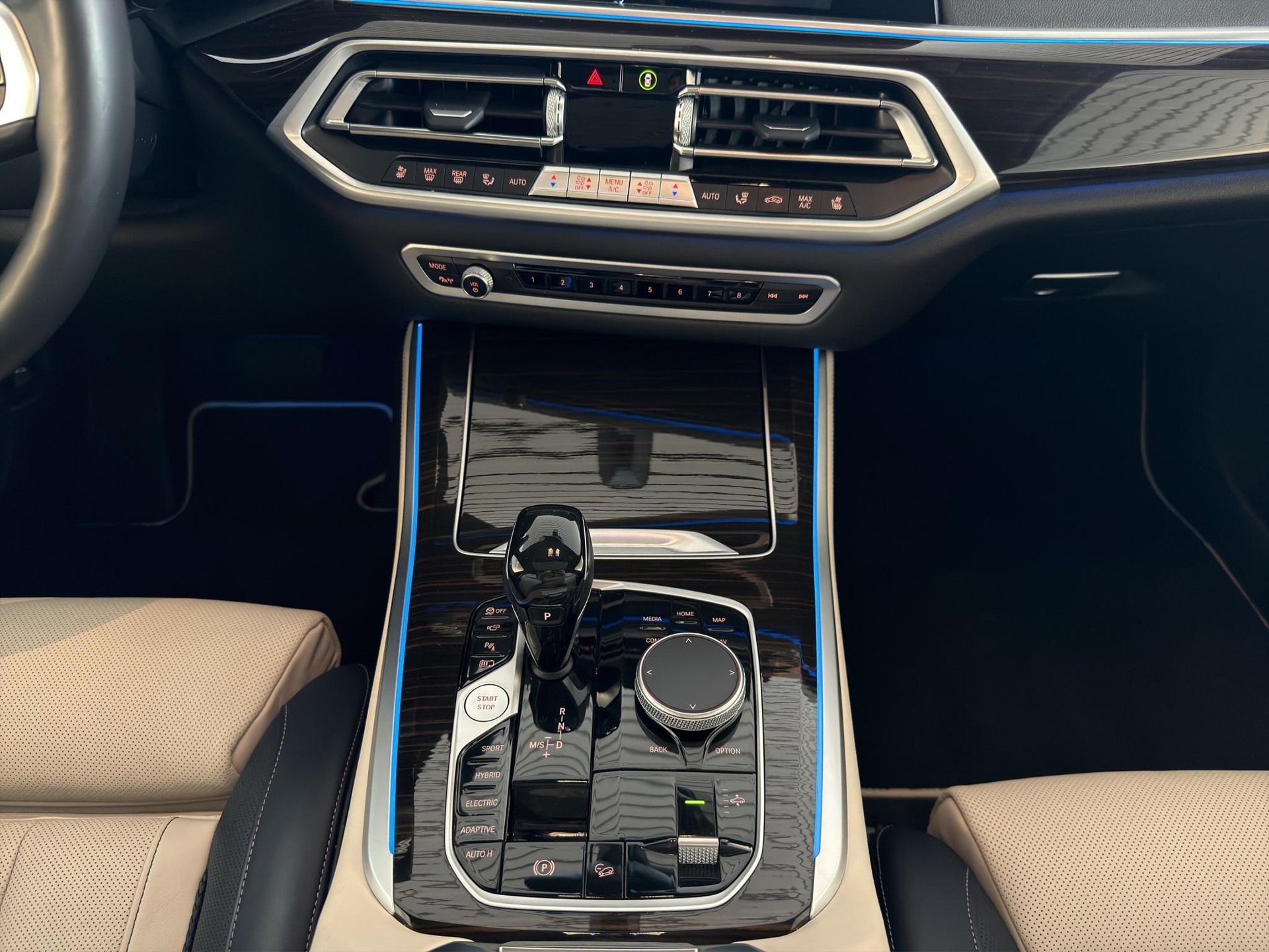 BMW X5 xDrive45e xLine-image-15