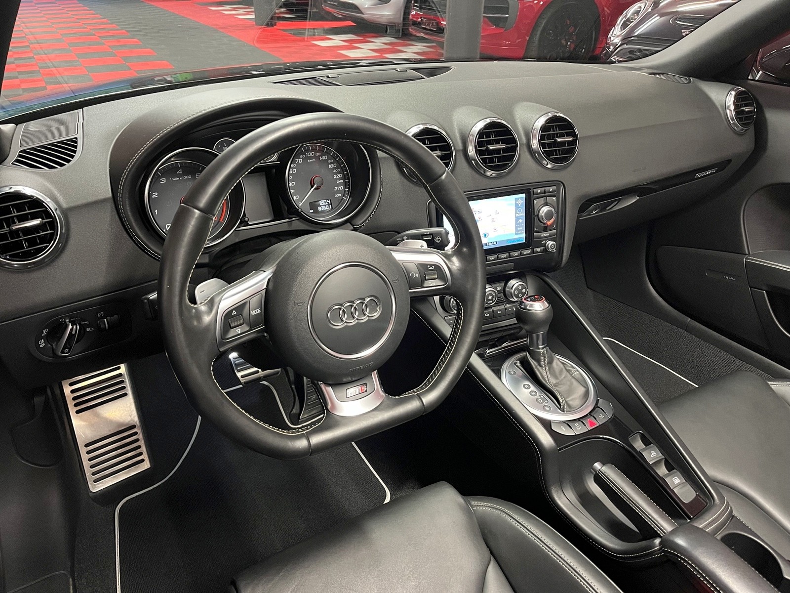 AUDI TTS Roadster 2.0 TFSI quattro S-tronic-image-11