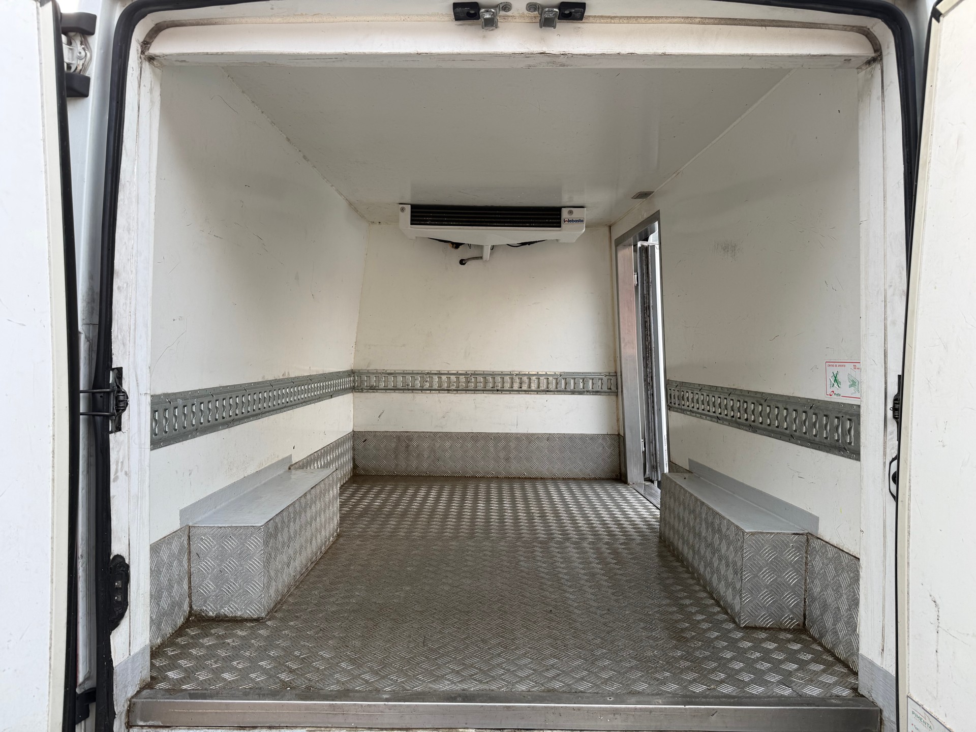 IVECO 35 S 11 CELLA FRIGO-image-0