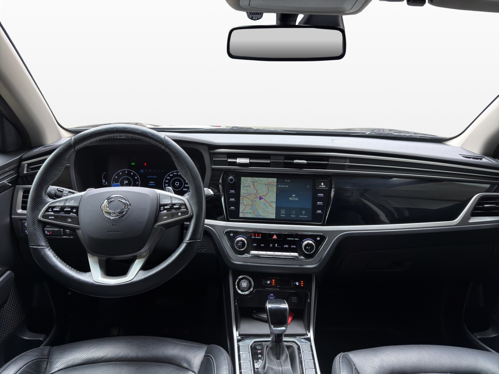 KGM-SsangYong Korando 1.5 T GDI Sapphire 4WD Automat-image-11