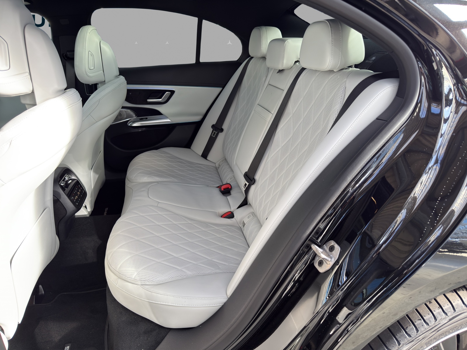 MERCEDES-BENZ E 450 9G-Tronic 4Matic-image-13