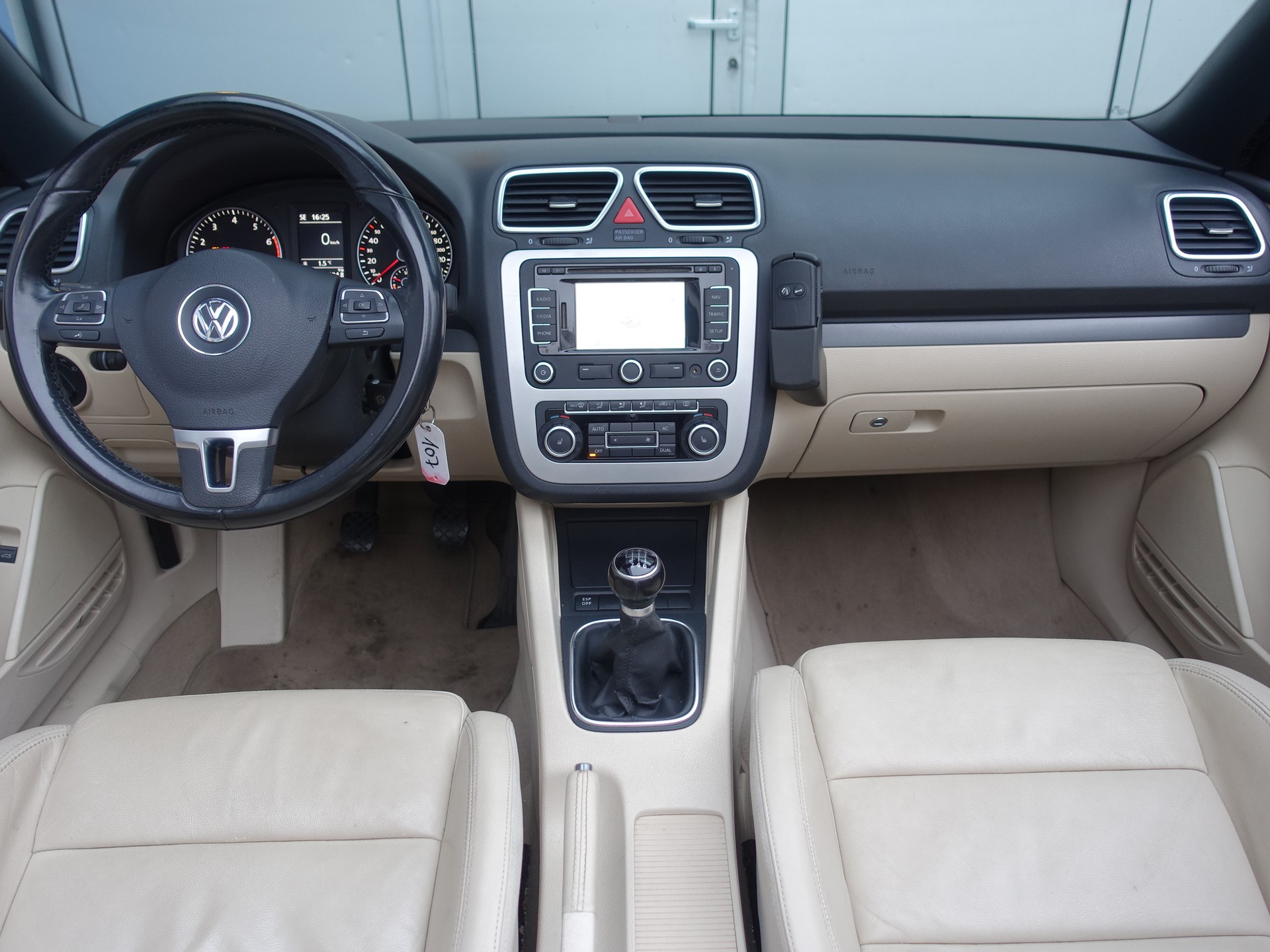 VW Eos 1.4 TSI-image-11