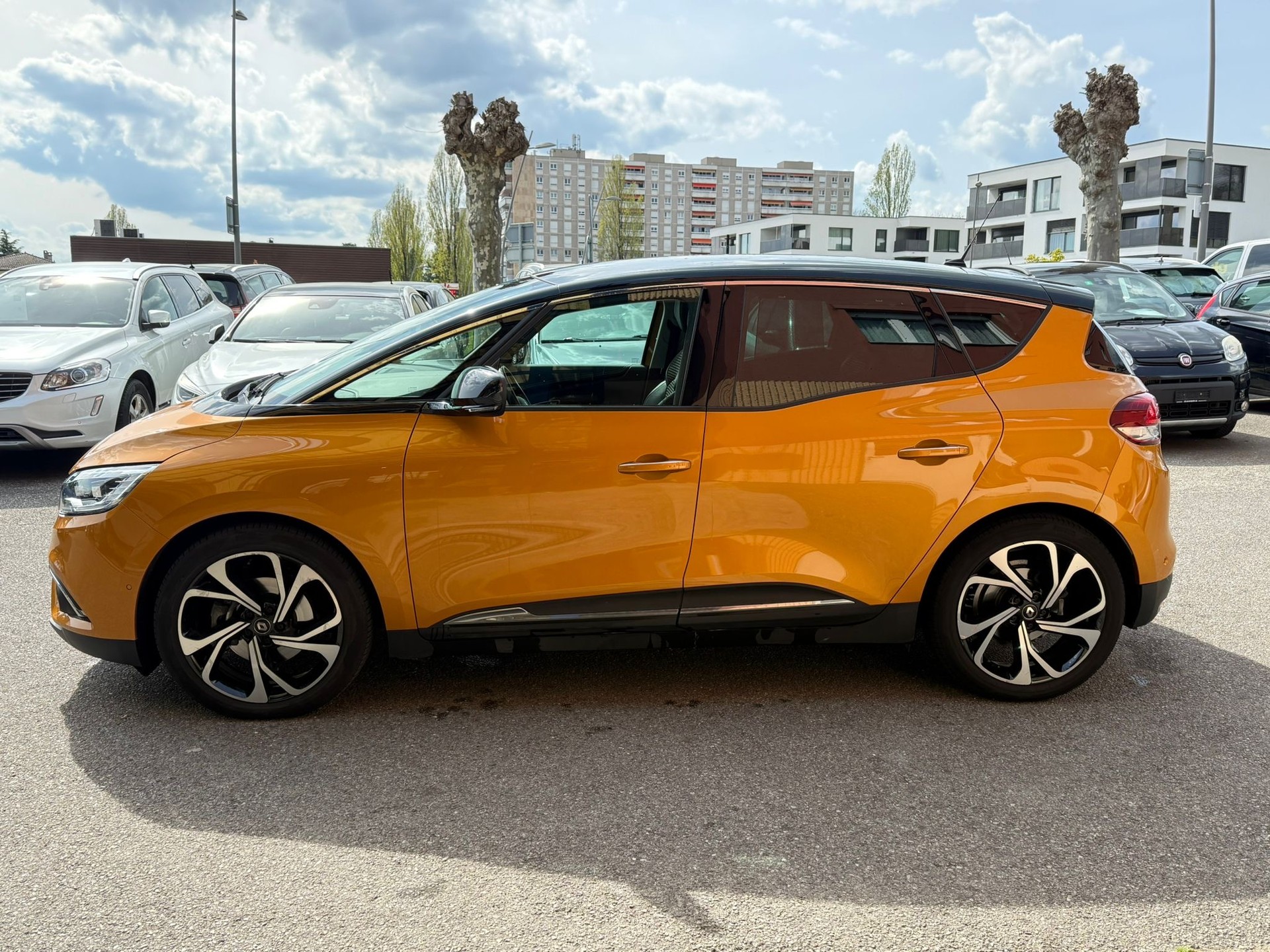 RENAULT Scénic 1.3 16V Turbo Intens EDC-image-7