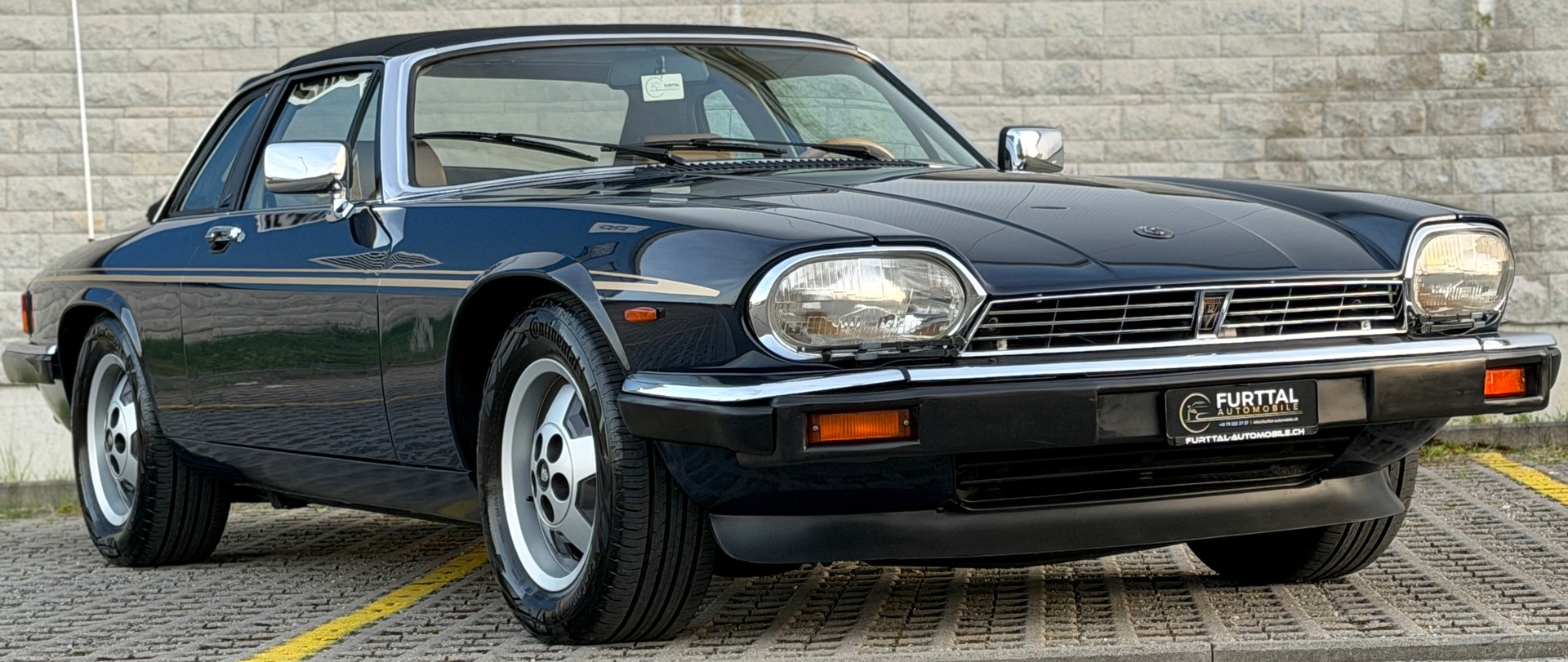 JAGUAR XJS 5.3 V12 Convertible-showroom-element-1