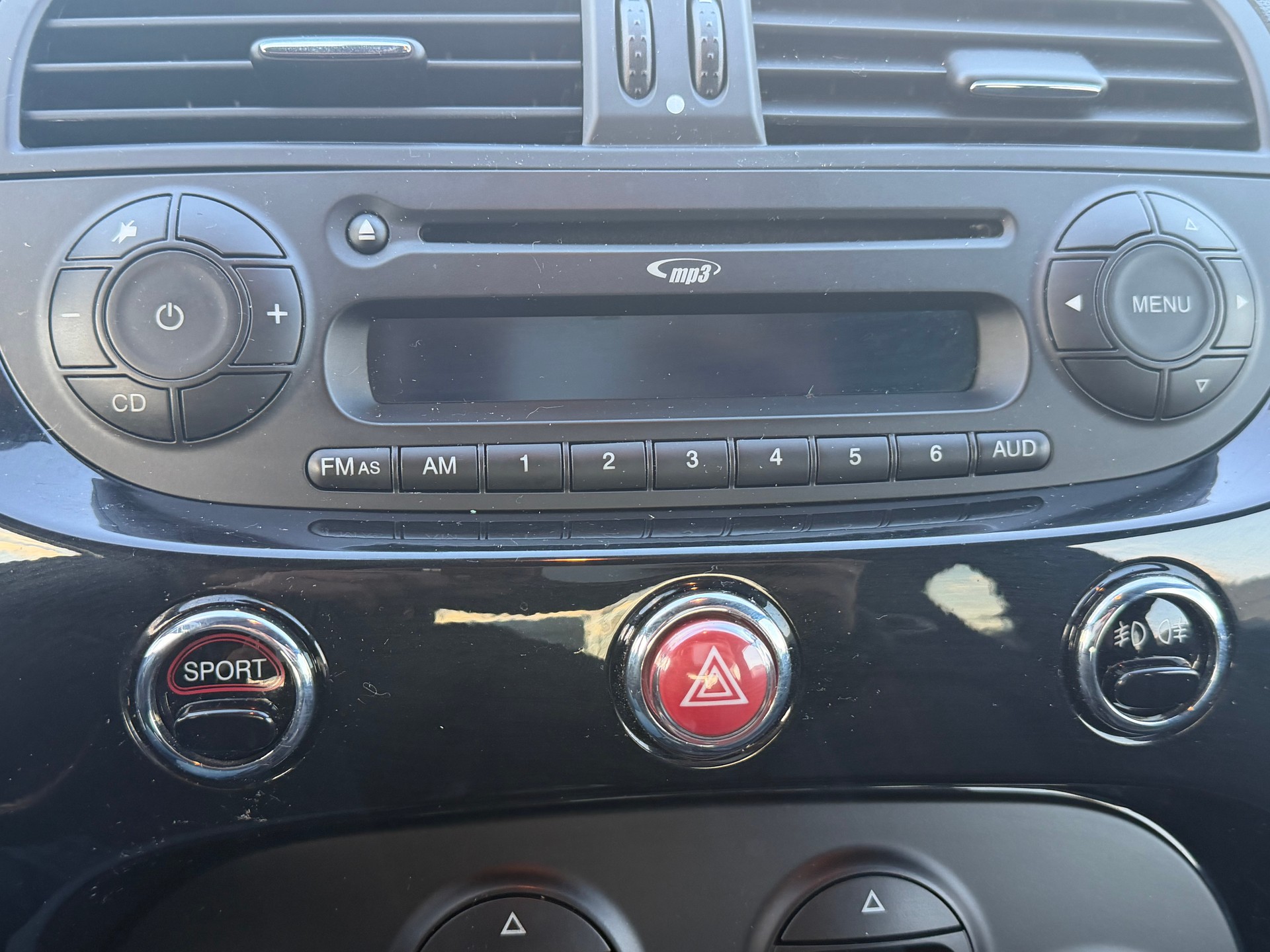 FIAT 500 1.4 16V Turbo Abarth-image-12