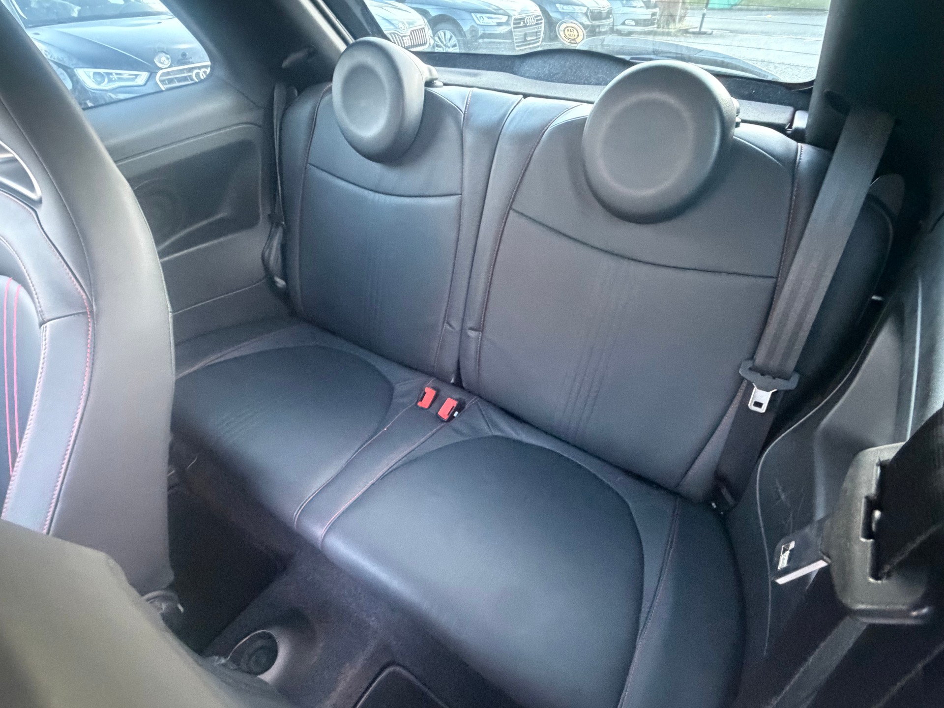 FIAT 500 1.4 16V Turbo Abarth-image-9