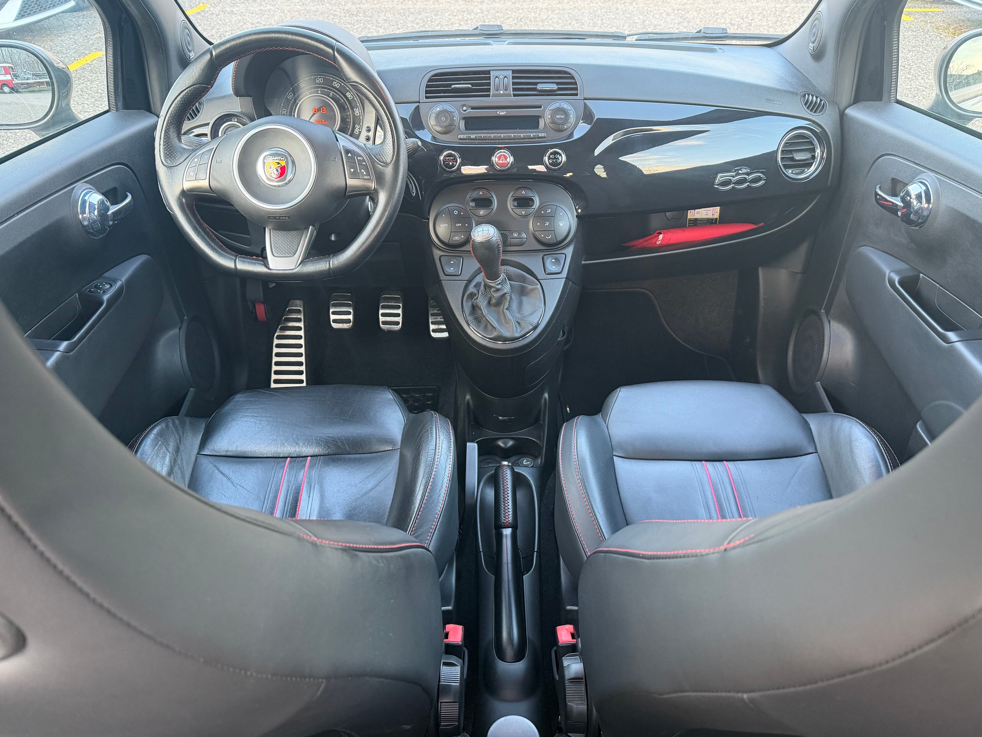 FIAT 500 1.4 16V Turbo Abarth-image-10