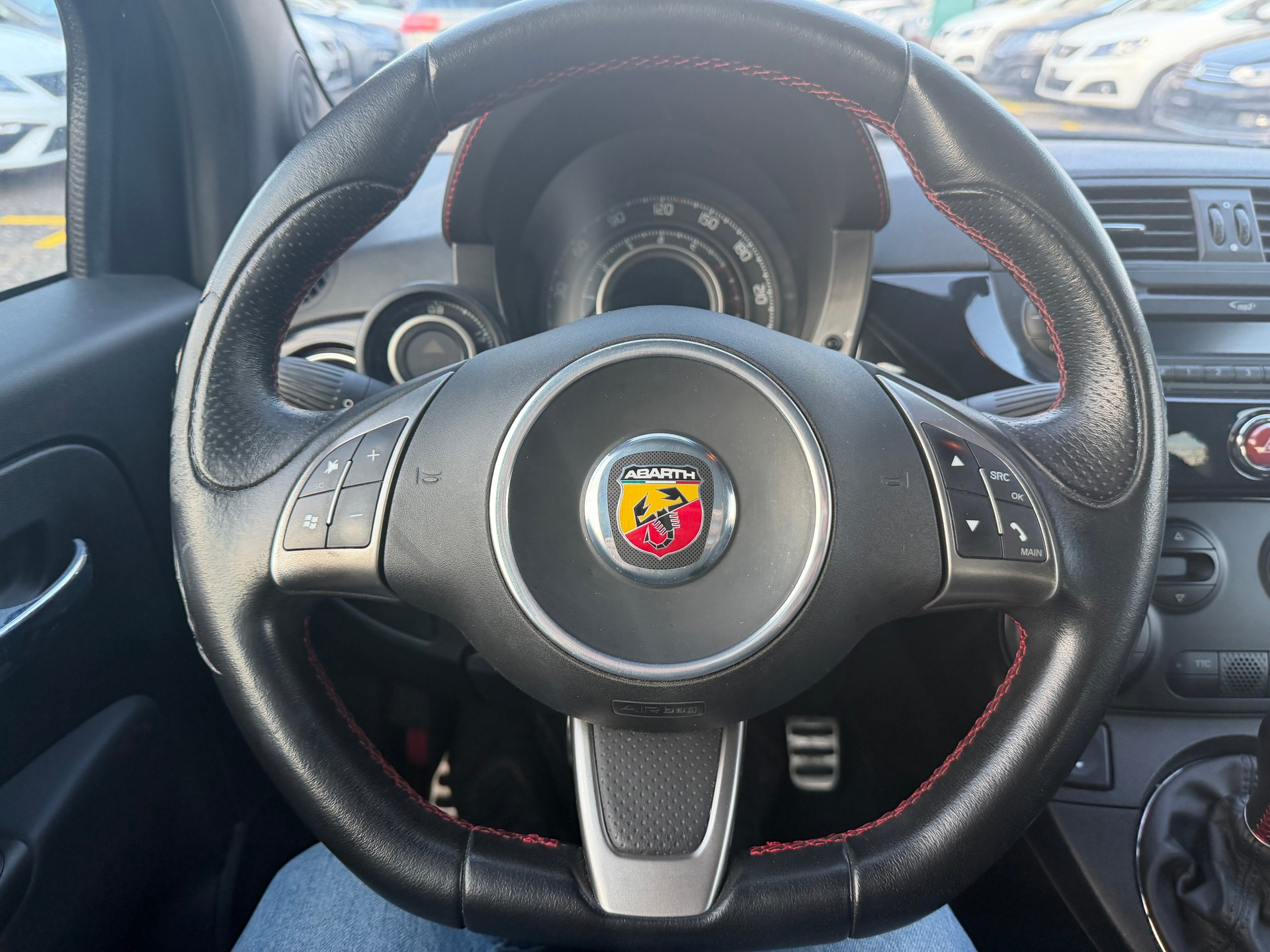 FIAT 500 1.4 16V Turbo Abarth-image-13