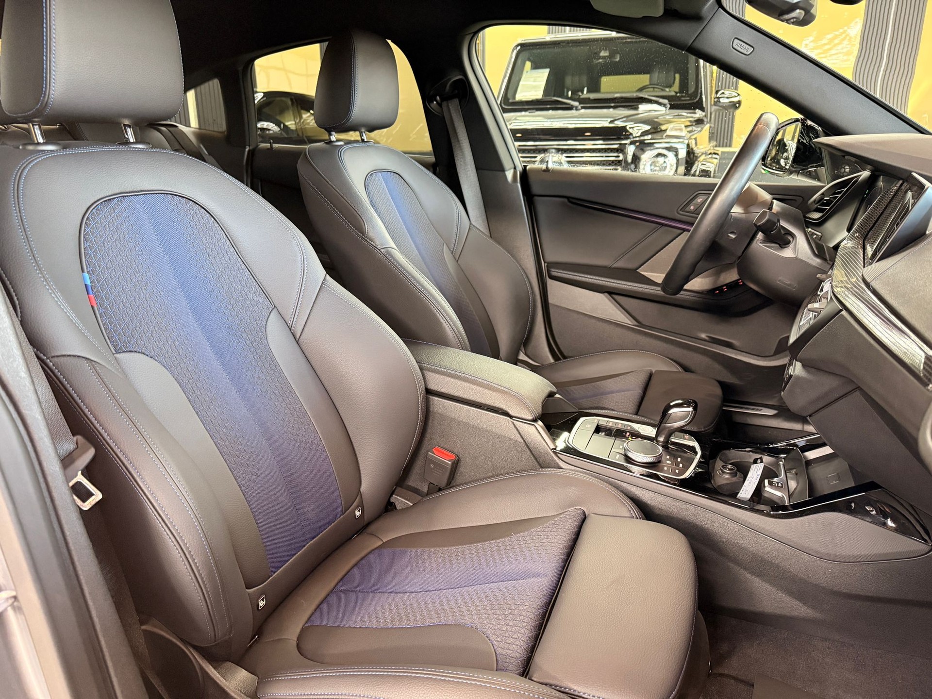 BMW 218i Gran Coupé M Sport Steptronic-image-11
