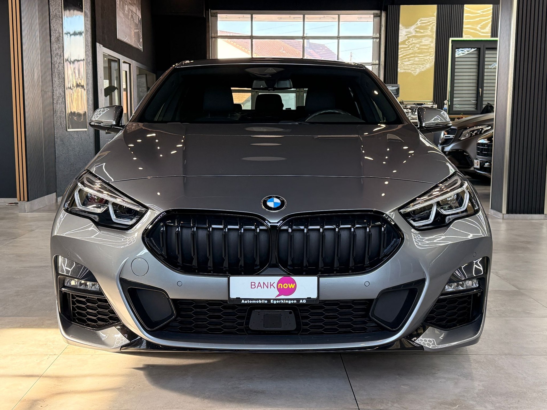 BMW 218i Gran Coupé M Sport Steptronic-showroom-element-1