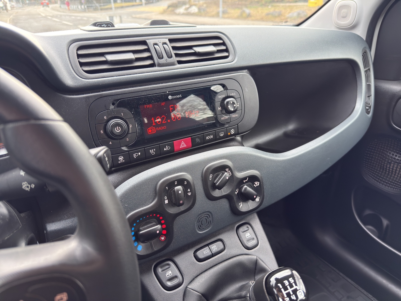 FIAT Panda 0.9 Twinair Turbo Lounge-image-11