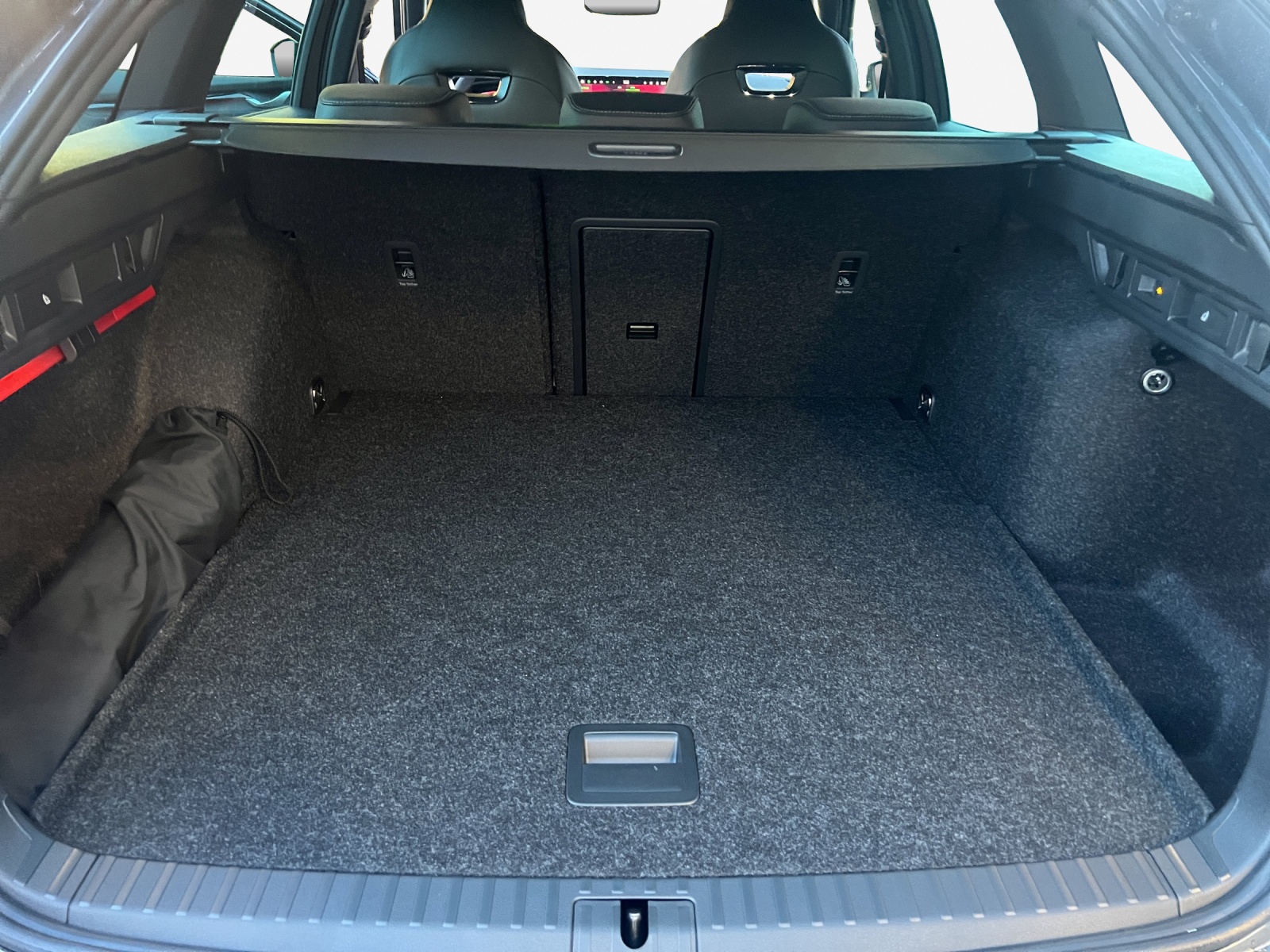 SKODA Octavia Combi 2.0 TSI DSG Sport Line 4x4-image-12
