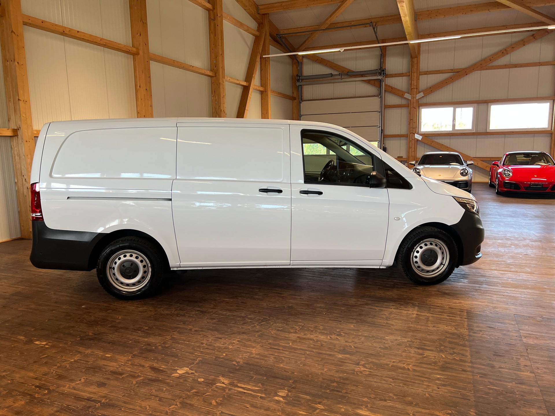 MERCEDES-BENZ Vito 114 CDI Lang 7G-Tronic-showroom-element-3