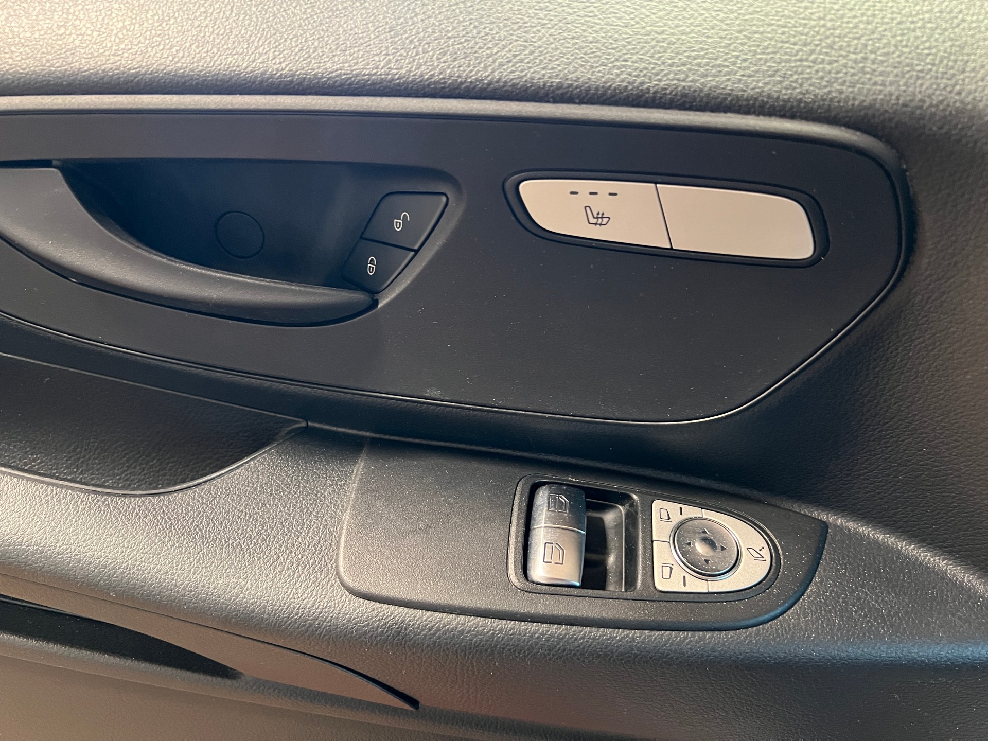 MERCEDES-BENZ Vito 114 CDI Lang 7G-Tronic-image-11