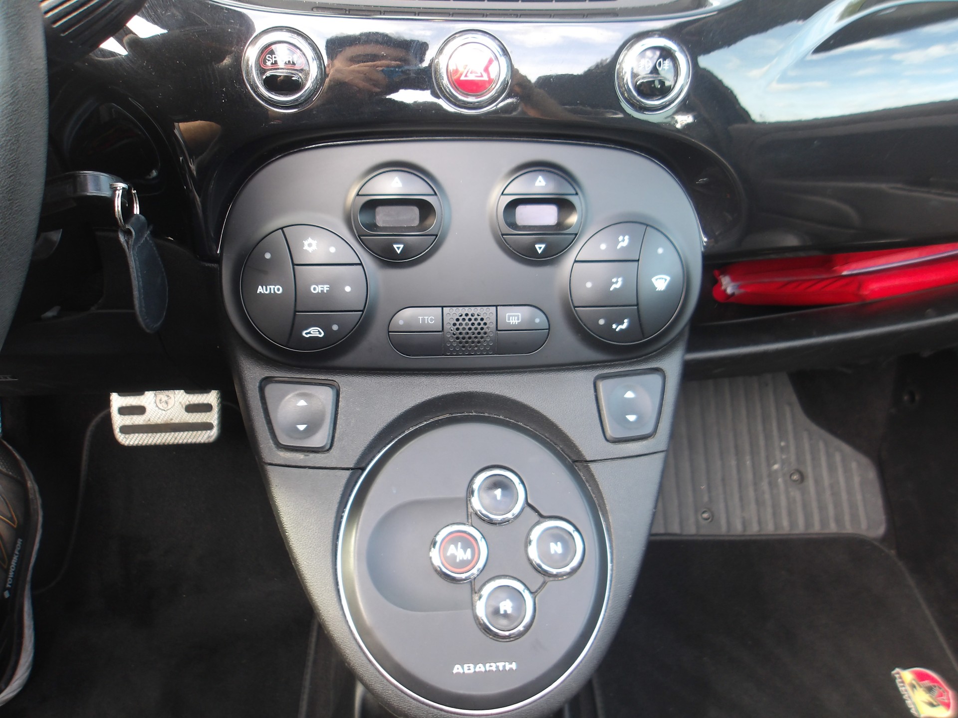FIAT 595C 1.4 16V Turbo Abarth Turismo Dualogic-image-13