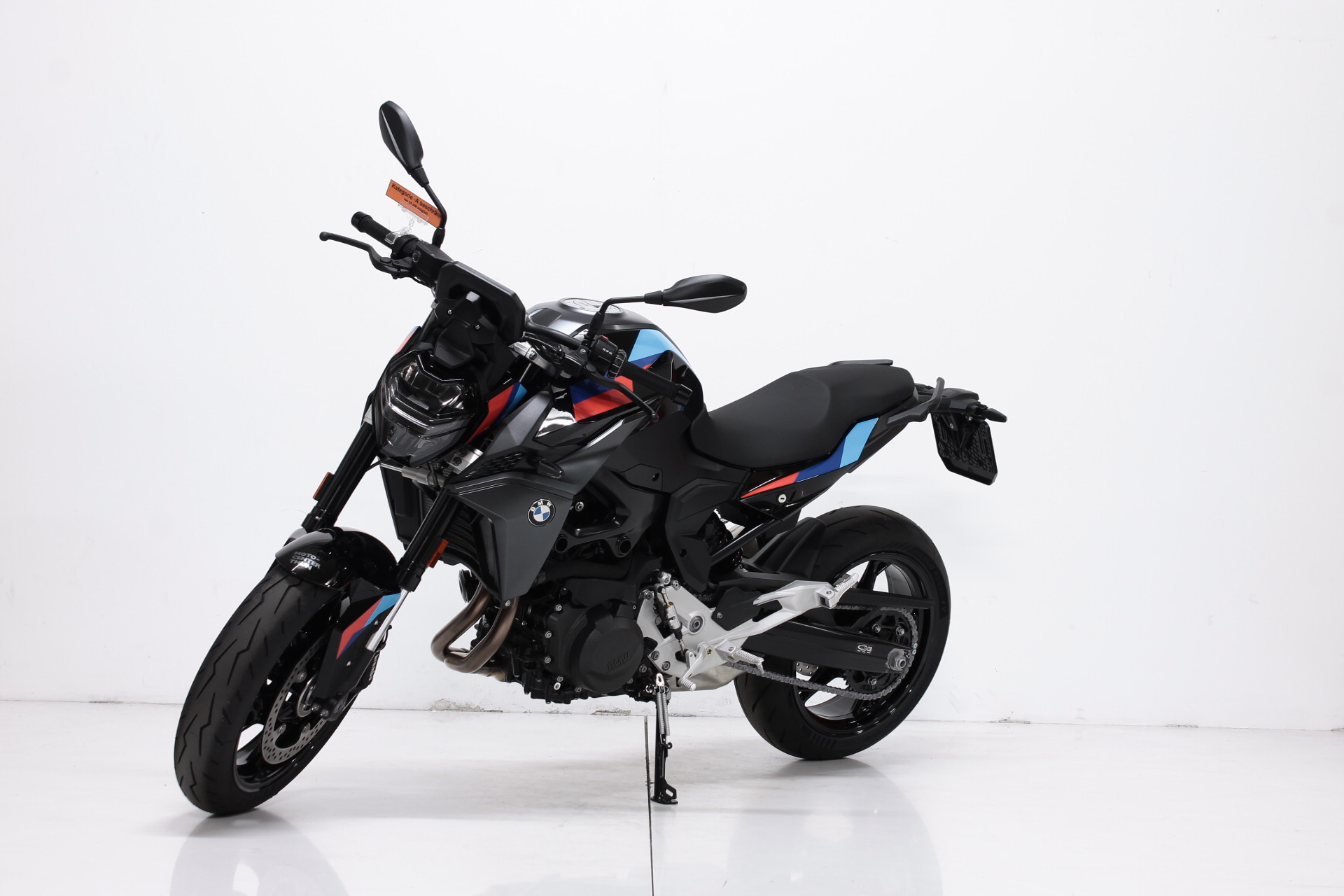 BMW F 900 R A2 Youngster-showroom-element-3