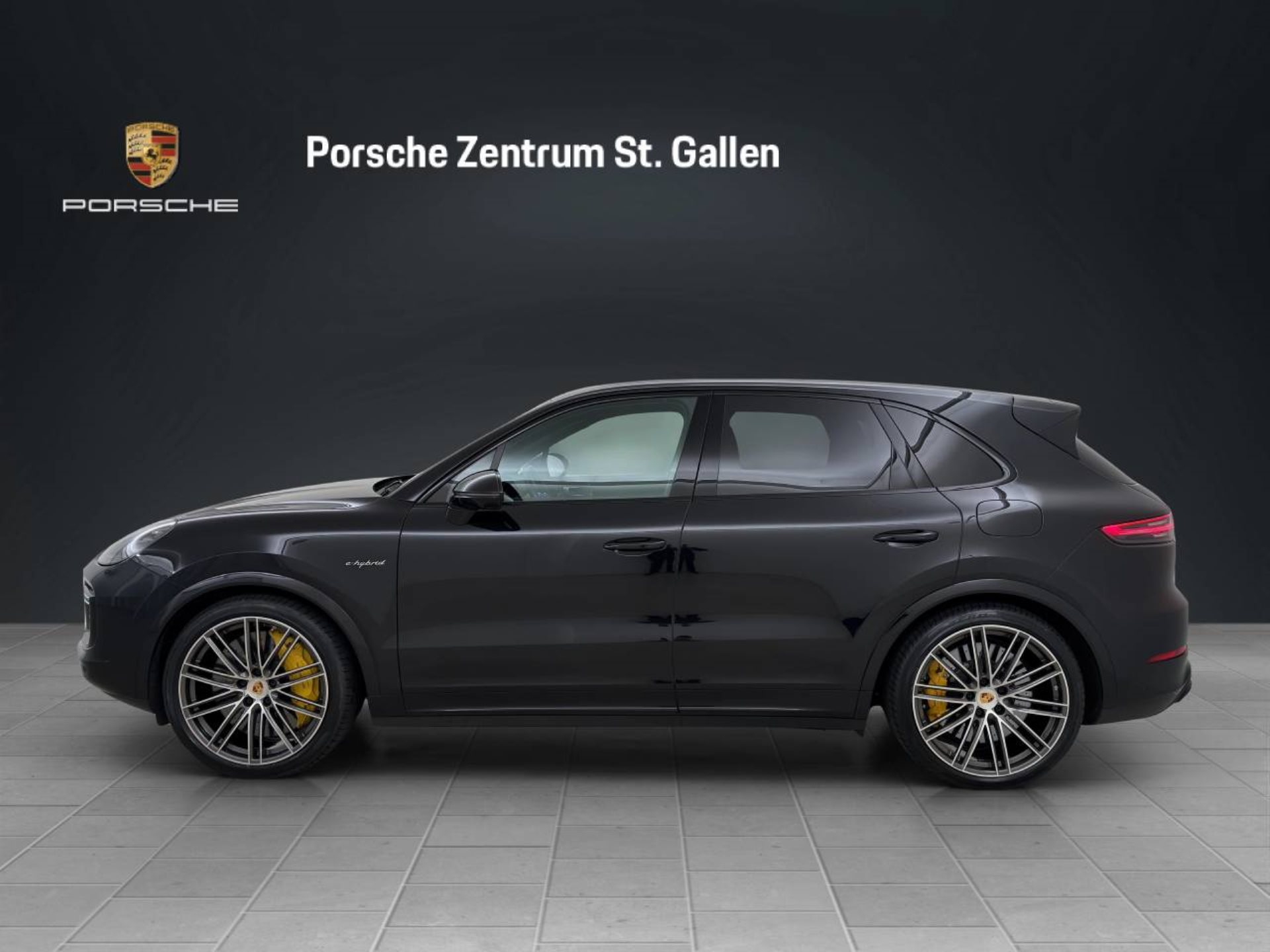 PORSCHE Cayenne Turbo S E-Hybrid-image-1