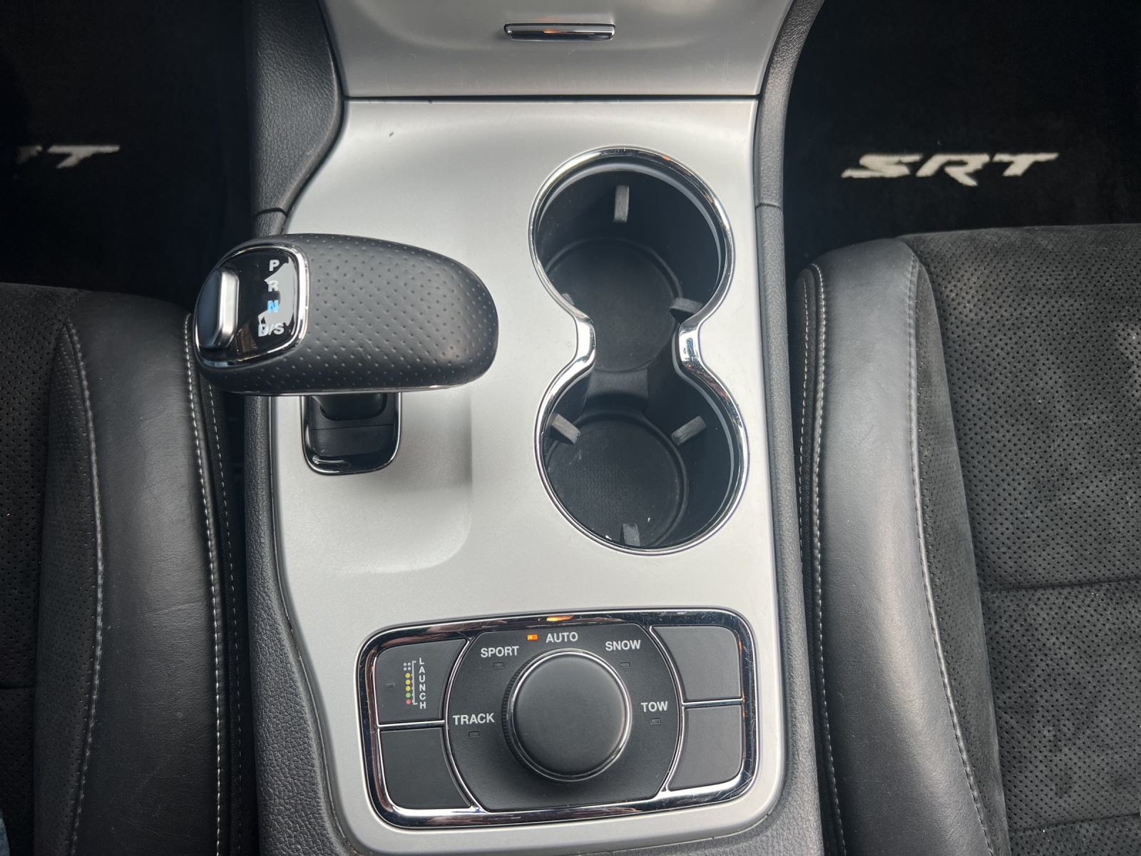 JEEP Grand Cherokee 6.4 V8 HEMI SRT8 Automatic-image-22