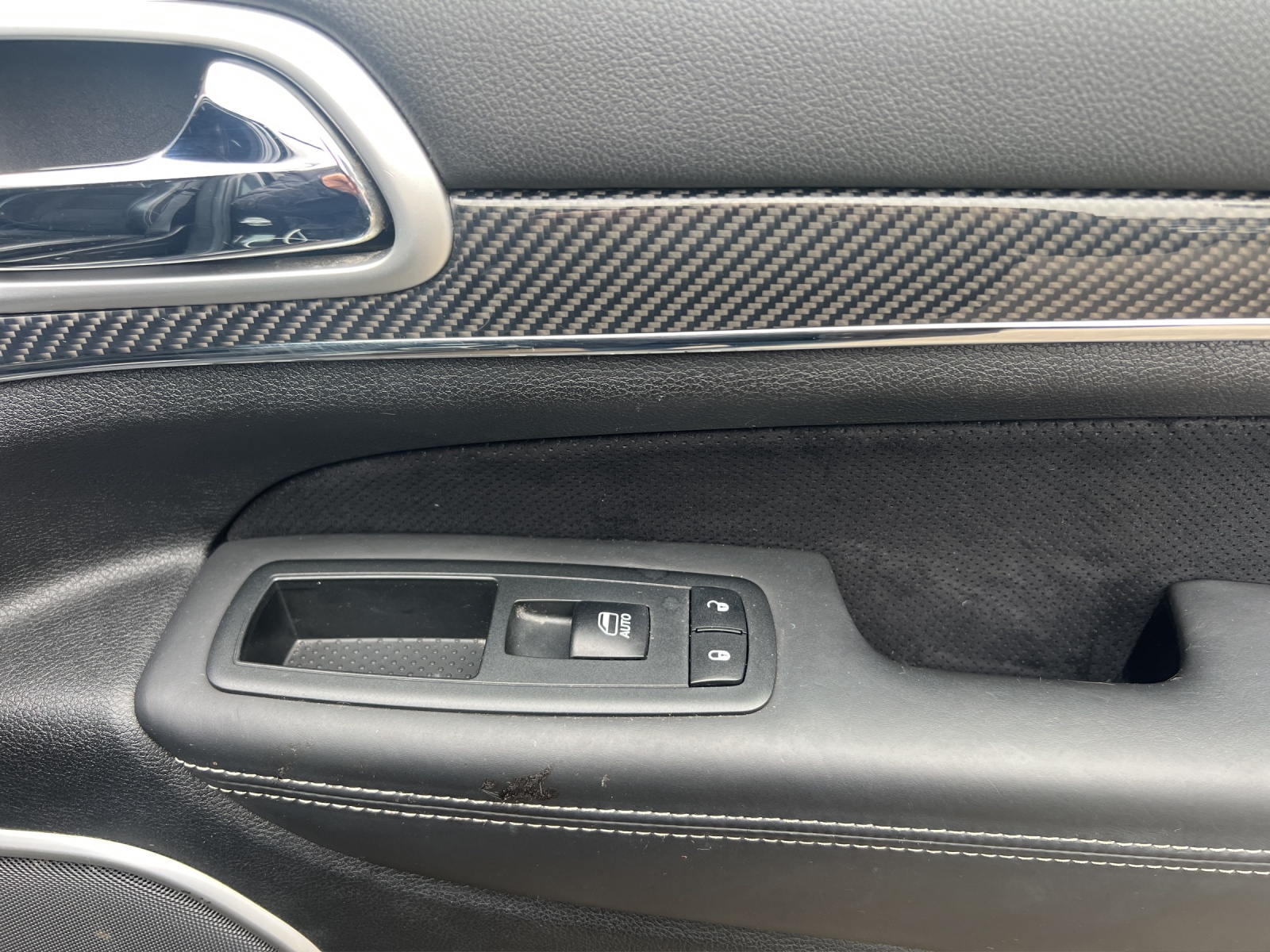 JEEP Grand Cherokee 6.4 V8 HEMI SRT8 Automatic-image-16