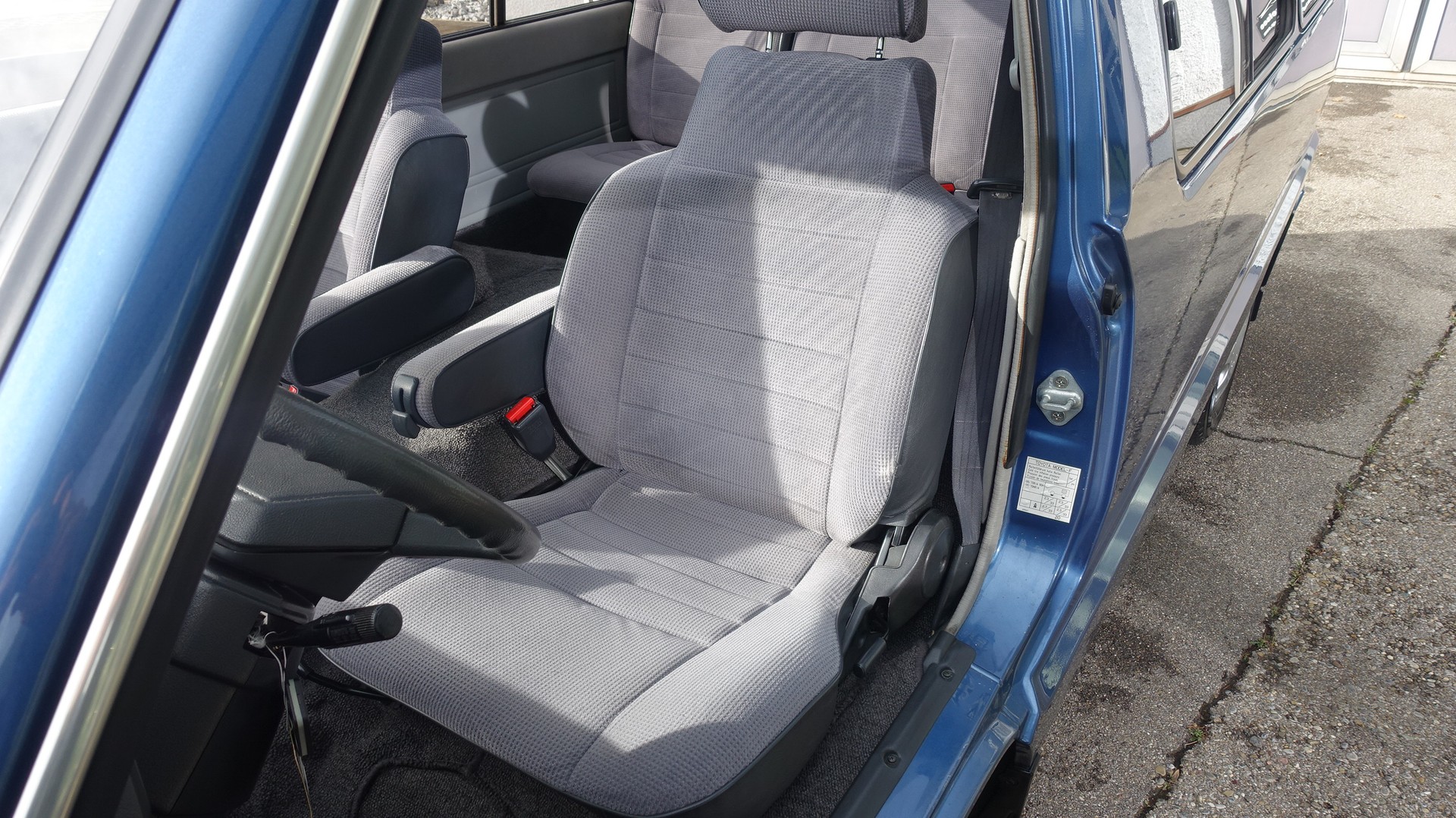 TOYOTA Model-F 2.2 Wagon GL-image-9