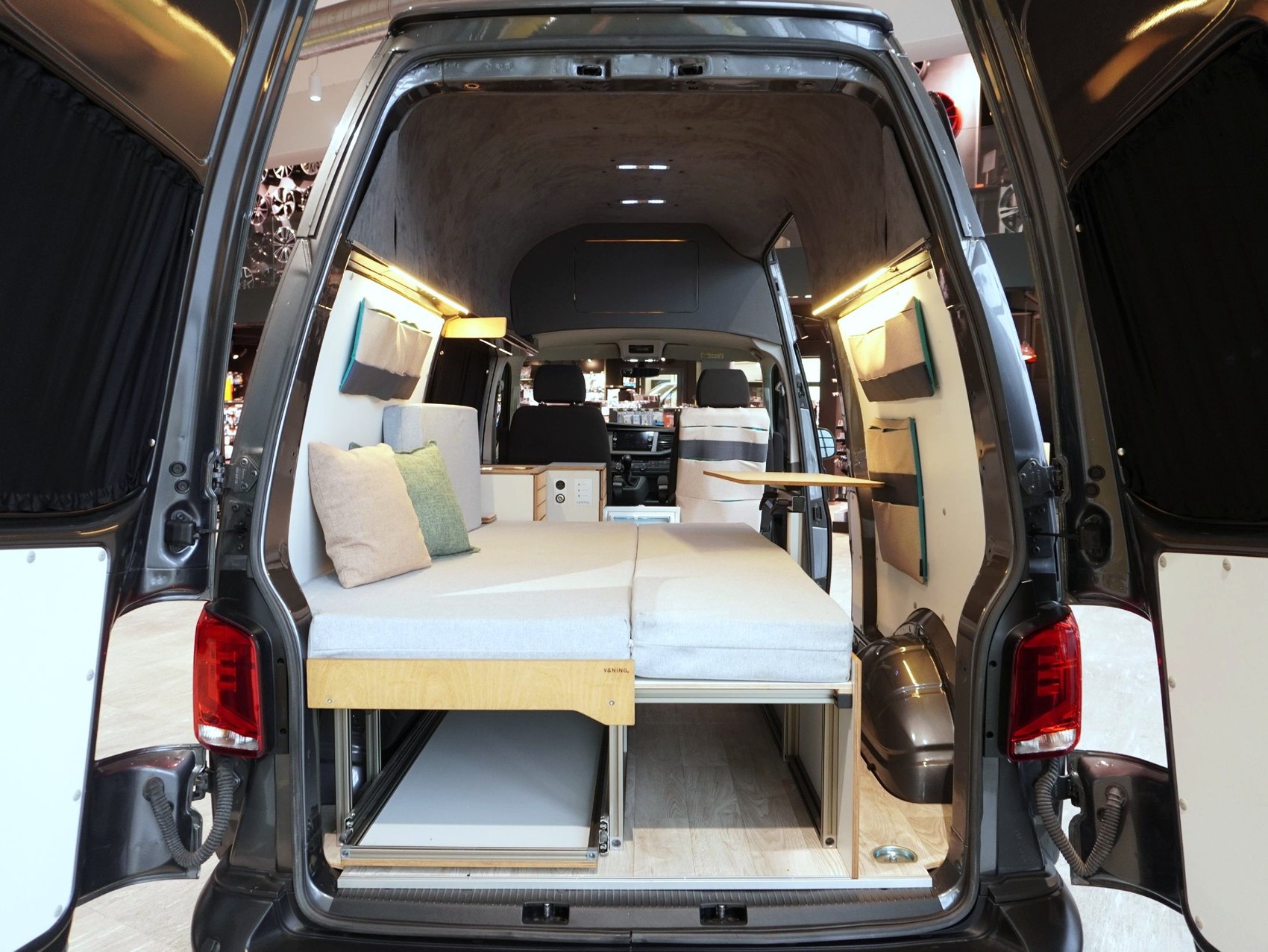 VW T6.1 Camper 2.0 TDI DSG 4Motion-image-14