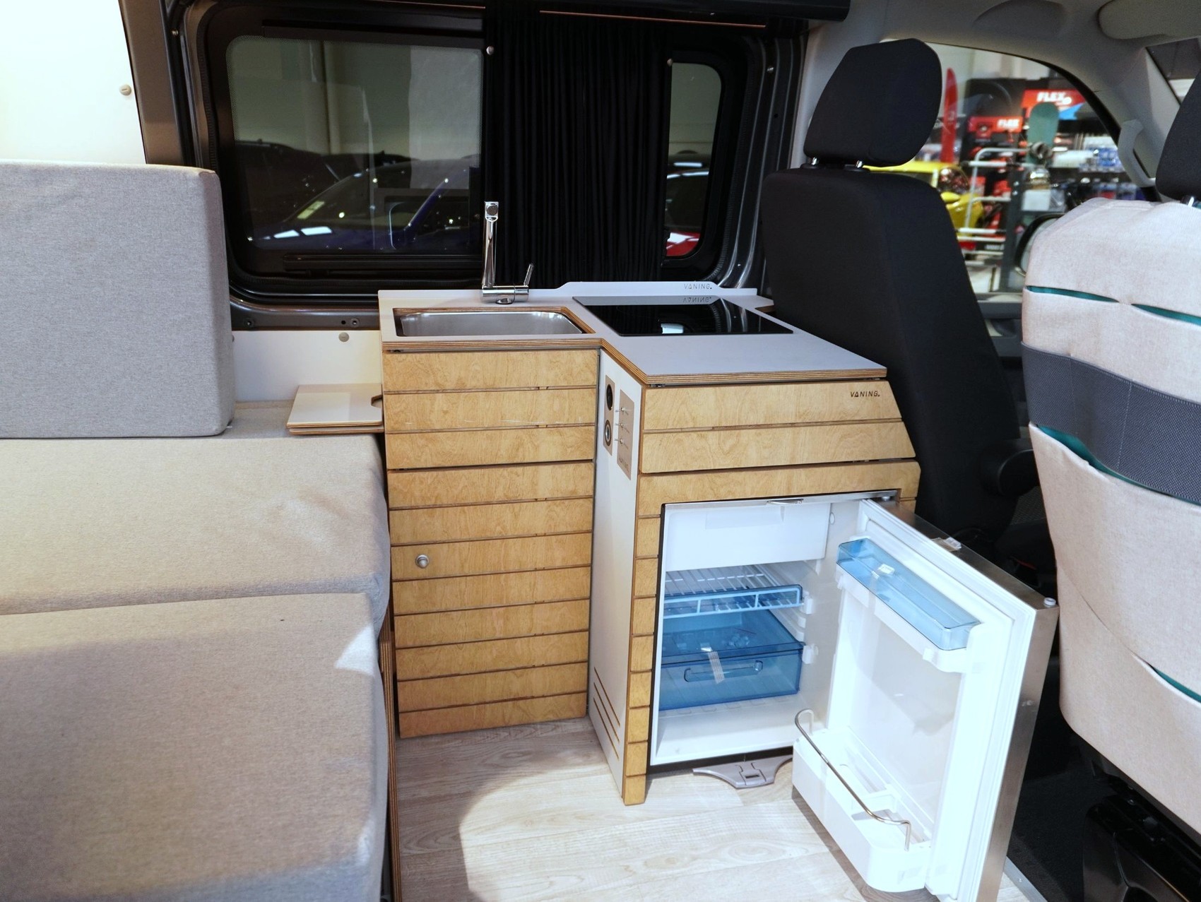 VW T6.1 Camper 2.0 TDI DSG 4Motion-image-12