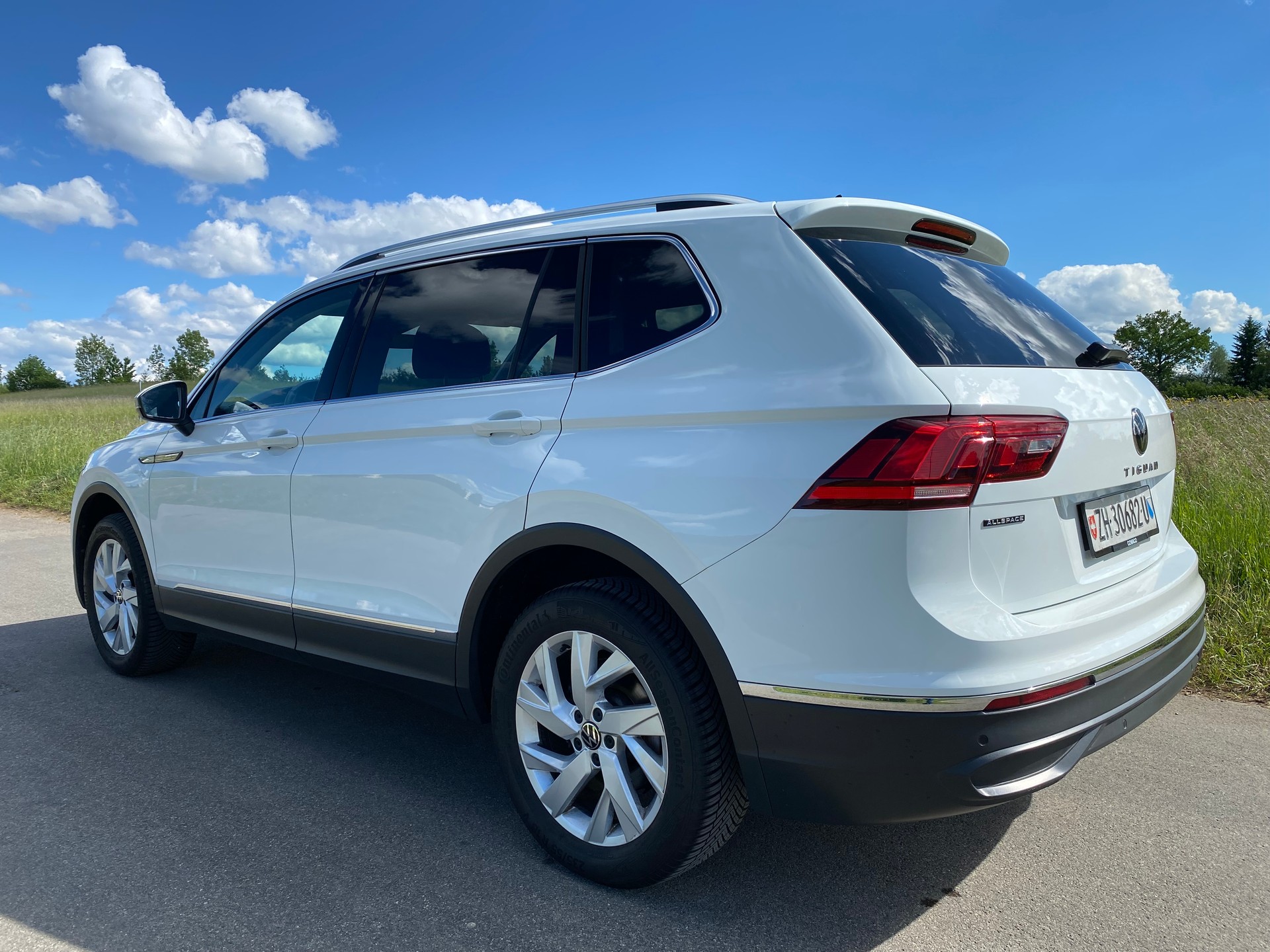 VW Tiguan Allspace 1.5 TSI Life DSG-image-4