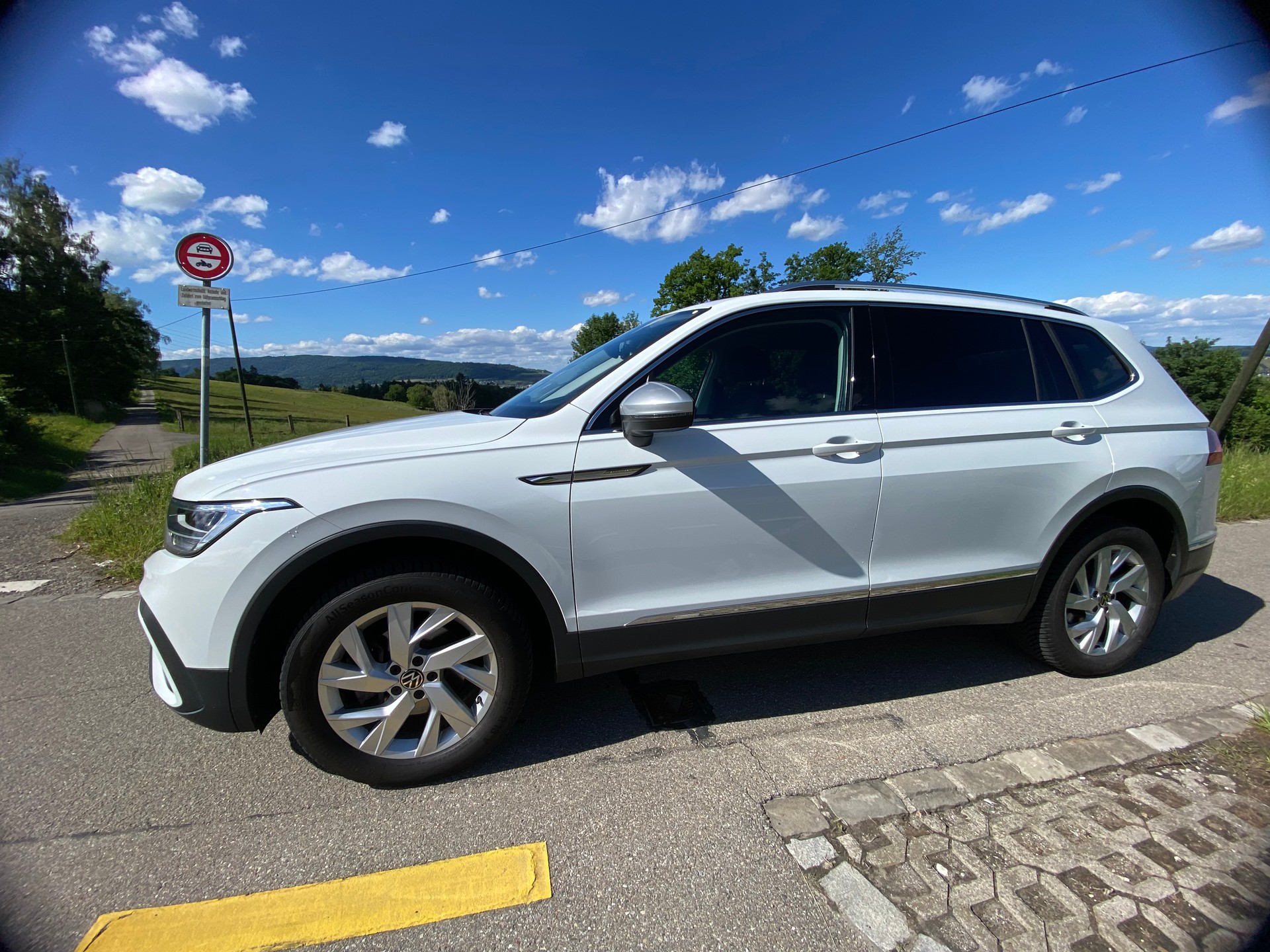VW Tiguan Allspace 1.5 TSI Life DSG-image-5