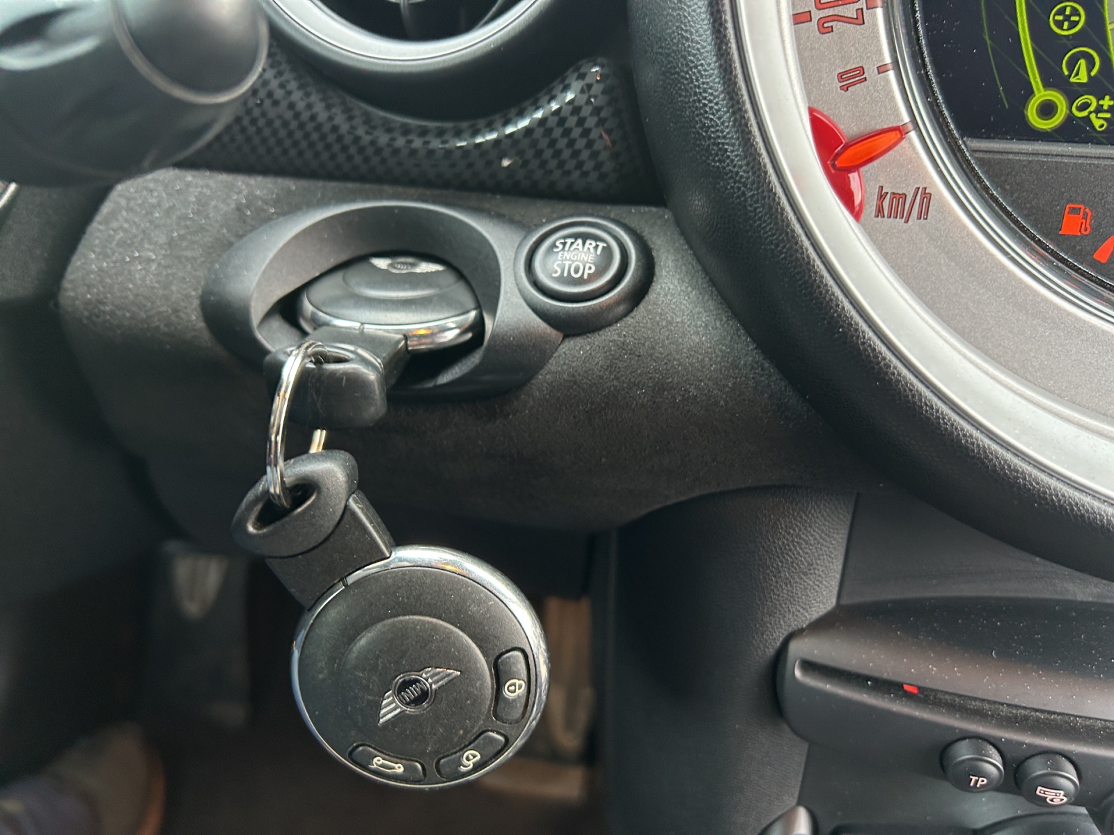 MINI Cooper S John Works Steptronic-image-11