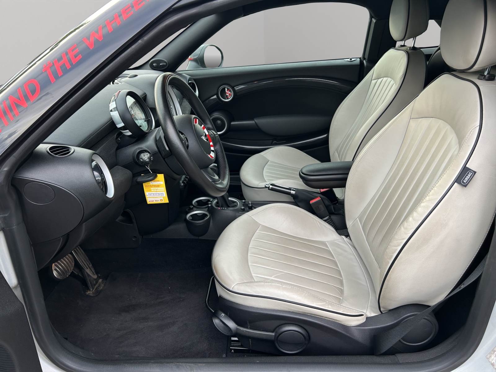 MINI Cooper S John Works Steptronic-image-8