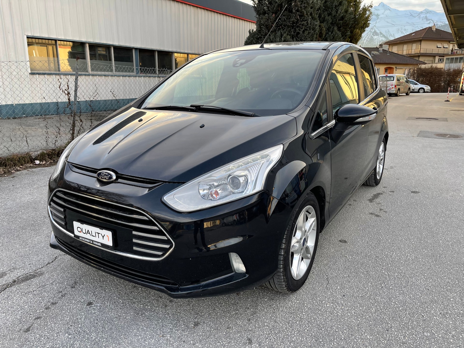 FORD B-Max 1.6 Ti-VCT Titanium PowerShift-image-18