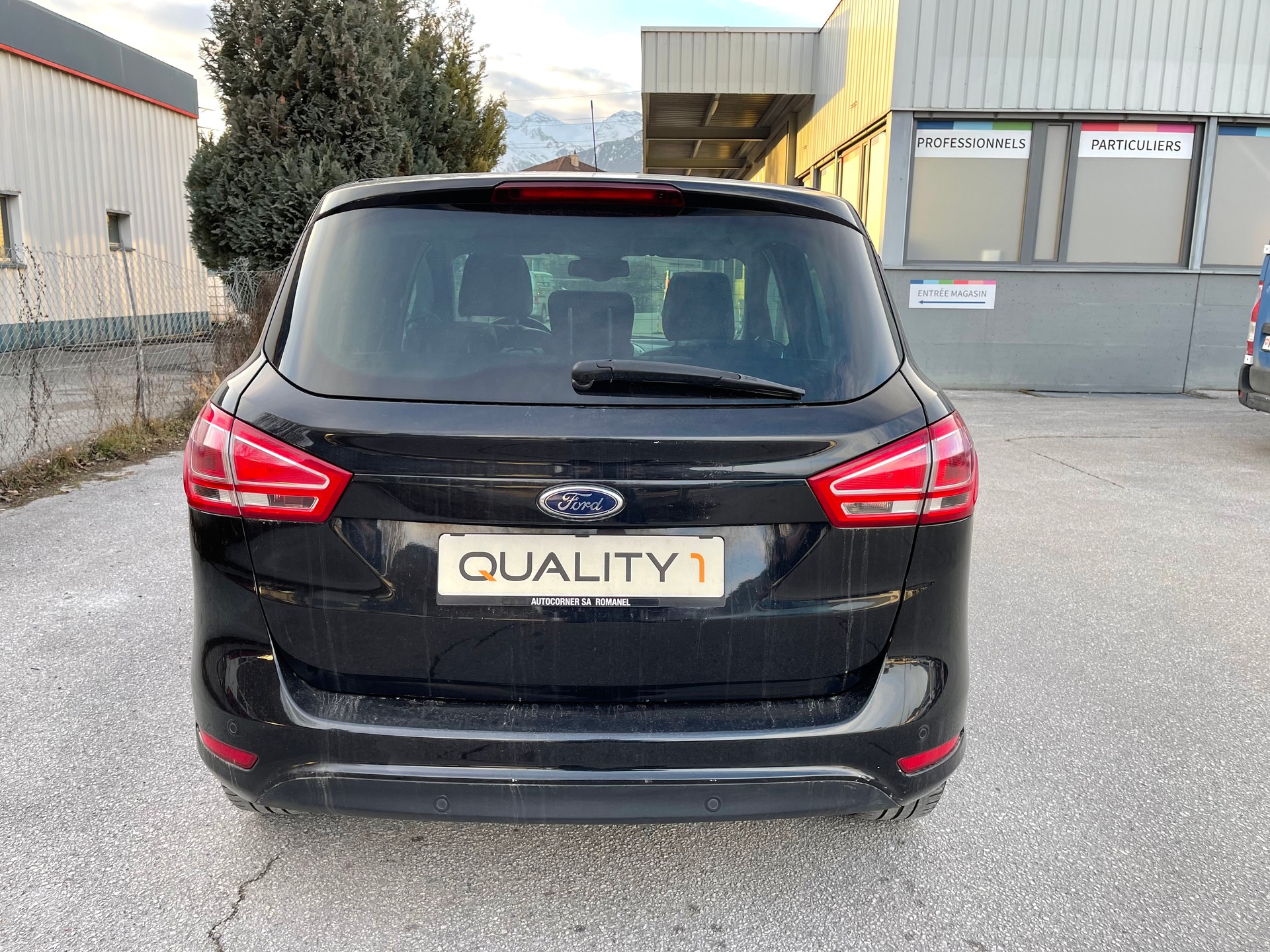 FORD B-Max 1.6 Ti-VCT Titanium PowerShift-image-4