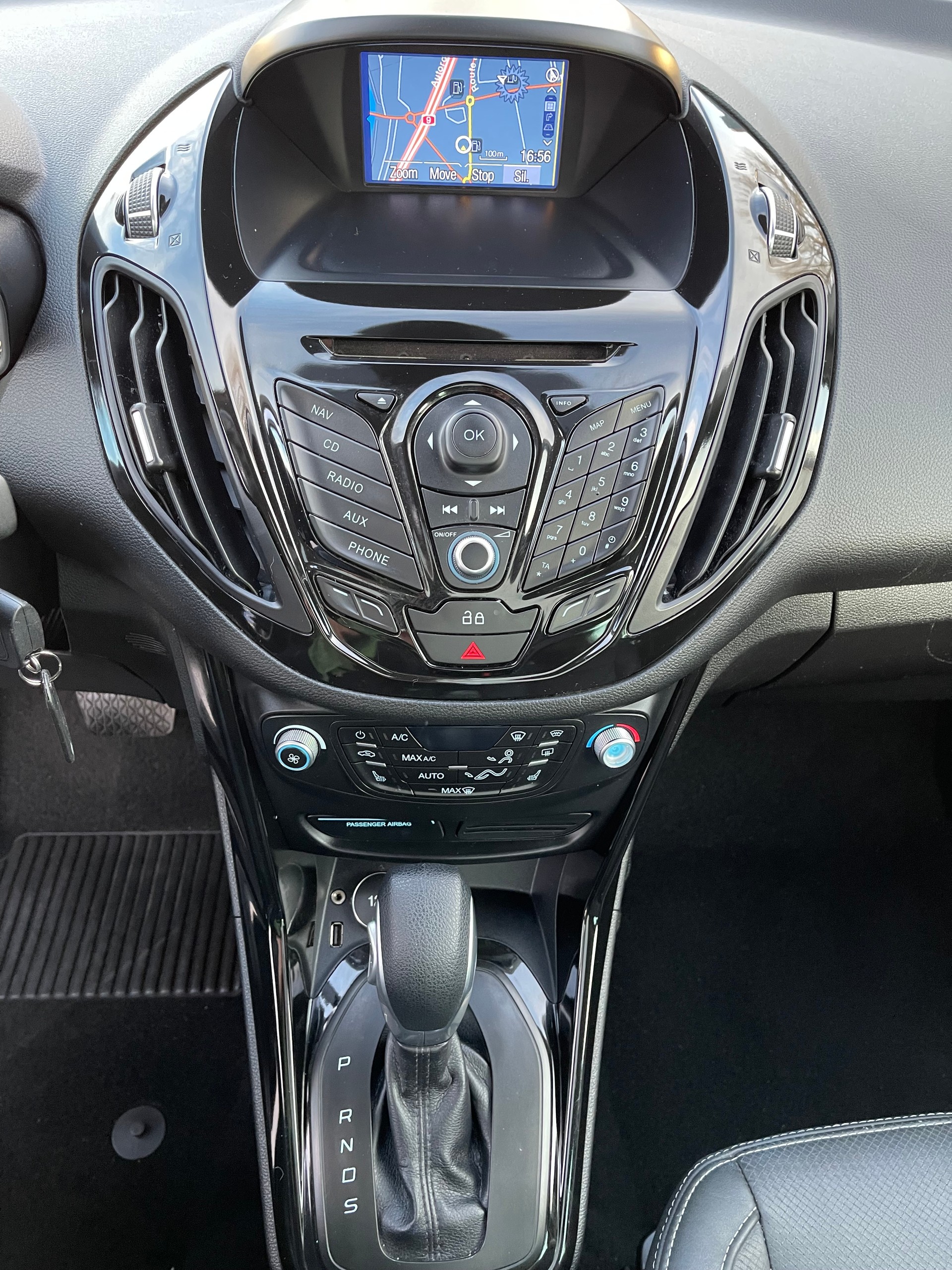 FORD B-Max 1.6 Ti-VCT Titanium PowerShift-image-28