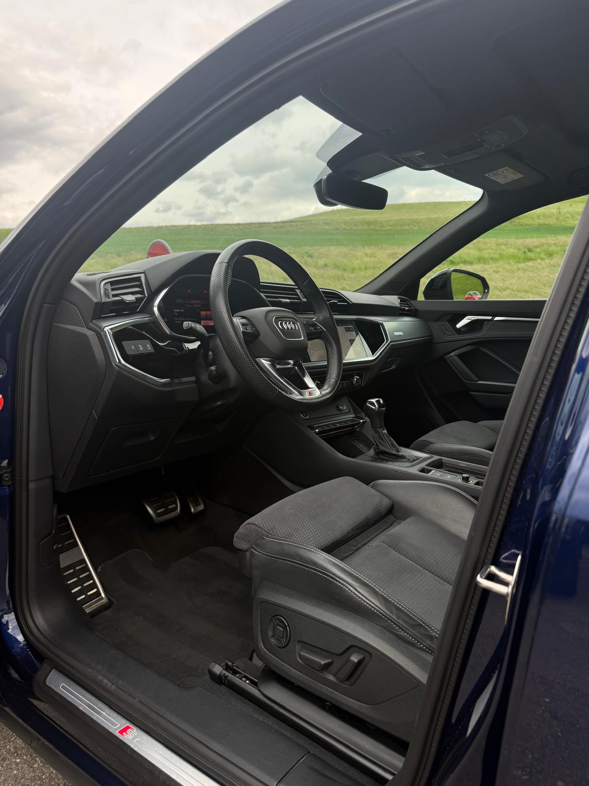 AUDI Q3 Sportback 35 TFSI S line Attraction S-tronic-image-10