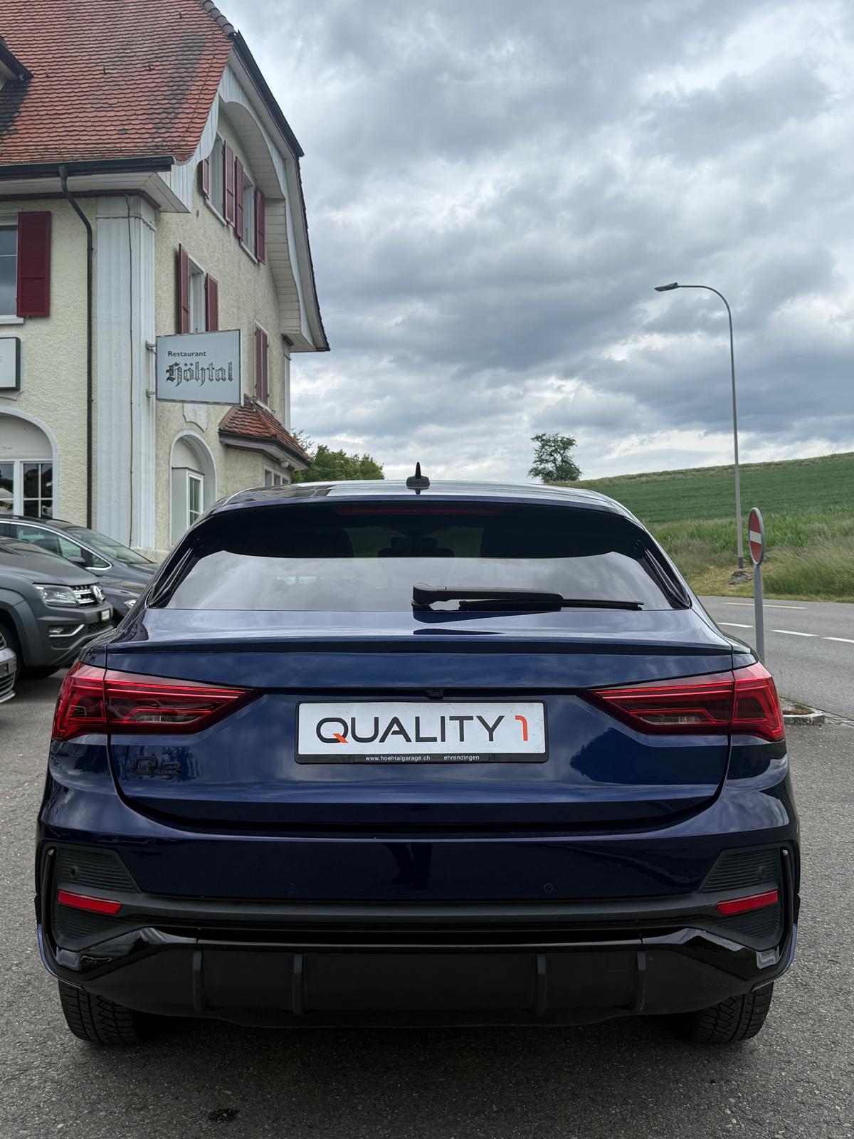AUDI Q3 Sportback 35 TFSI S line Attraction S-tronic-image-4
