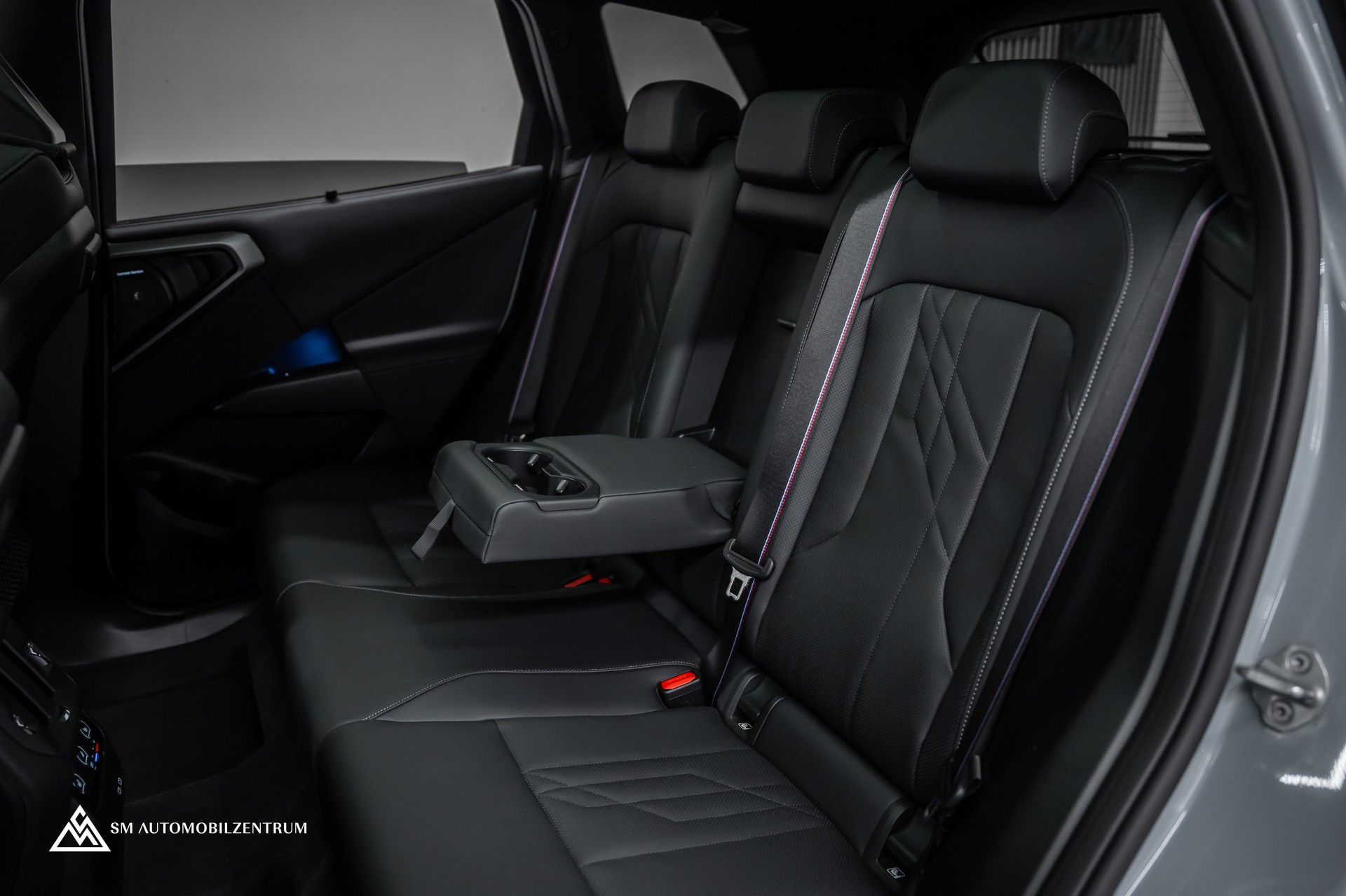 BMW X3 40d xDrive M Sport Pro / Panorama / 360° / AHK / Sitzbelüftung-image-21