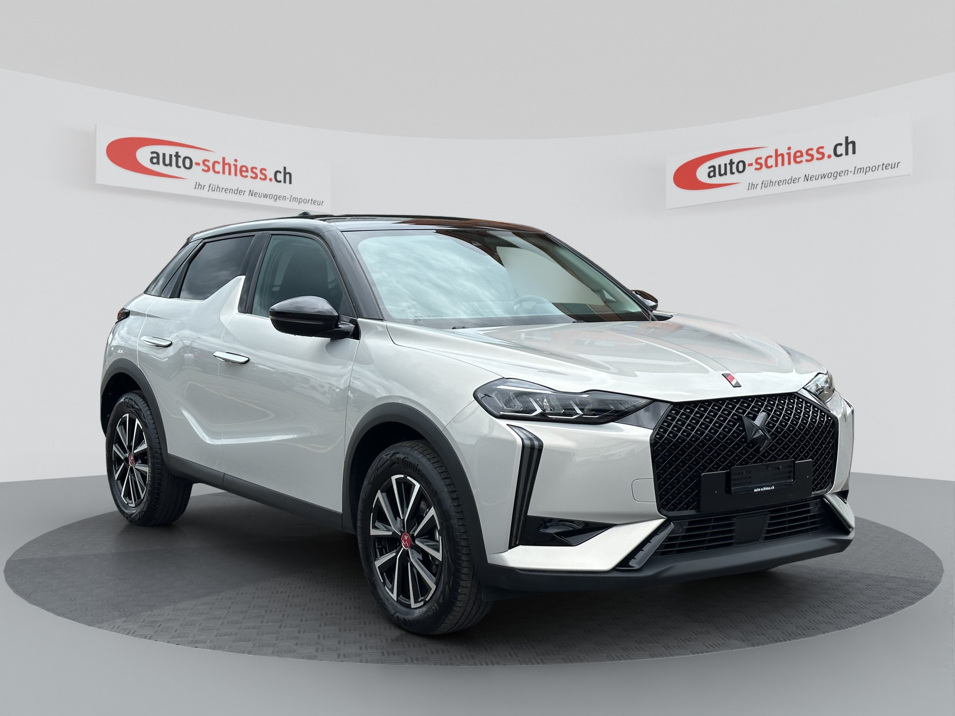 DS AUTOMOBILES DS 3 1.2 PureTech Performance Line Bi-Color EAT8-image-0