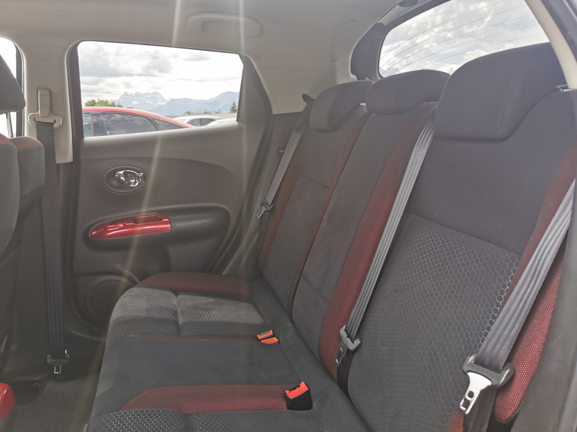 NISSAN Juke 1.6 DIG-T tekna 4x4-image-9