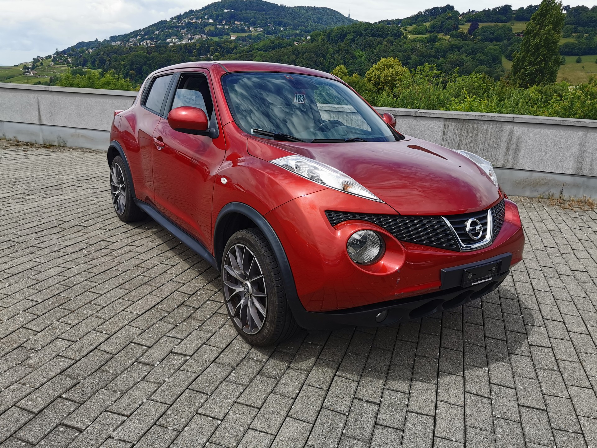 NISSAN Juke 1.6 DIG-T tekna 4x4-image-1