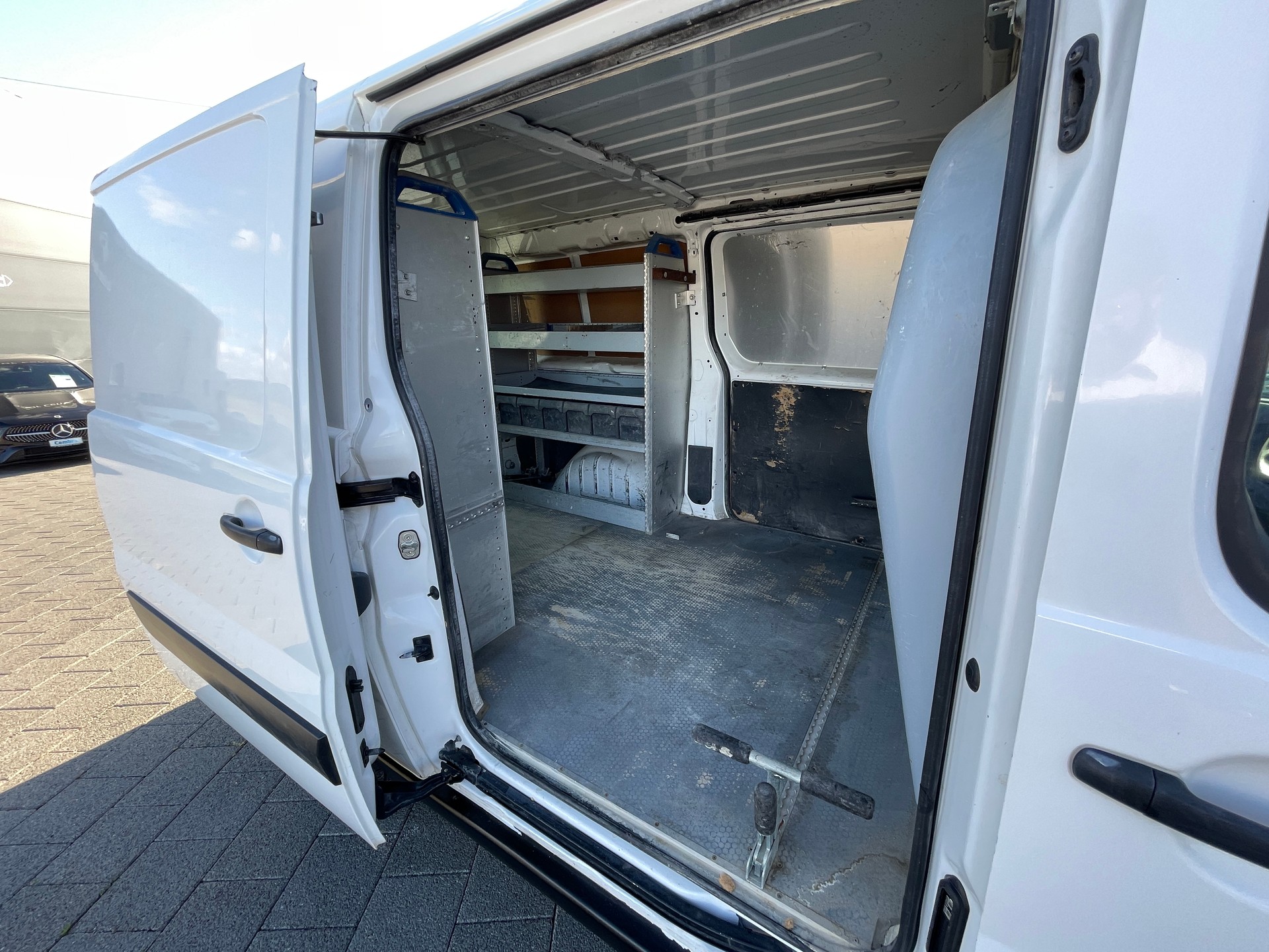 CITROEN Jumpy 2.0 HDi 12 L2H1-image-11