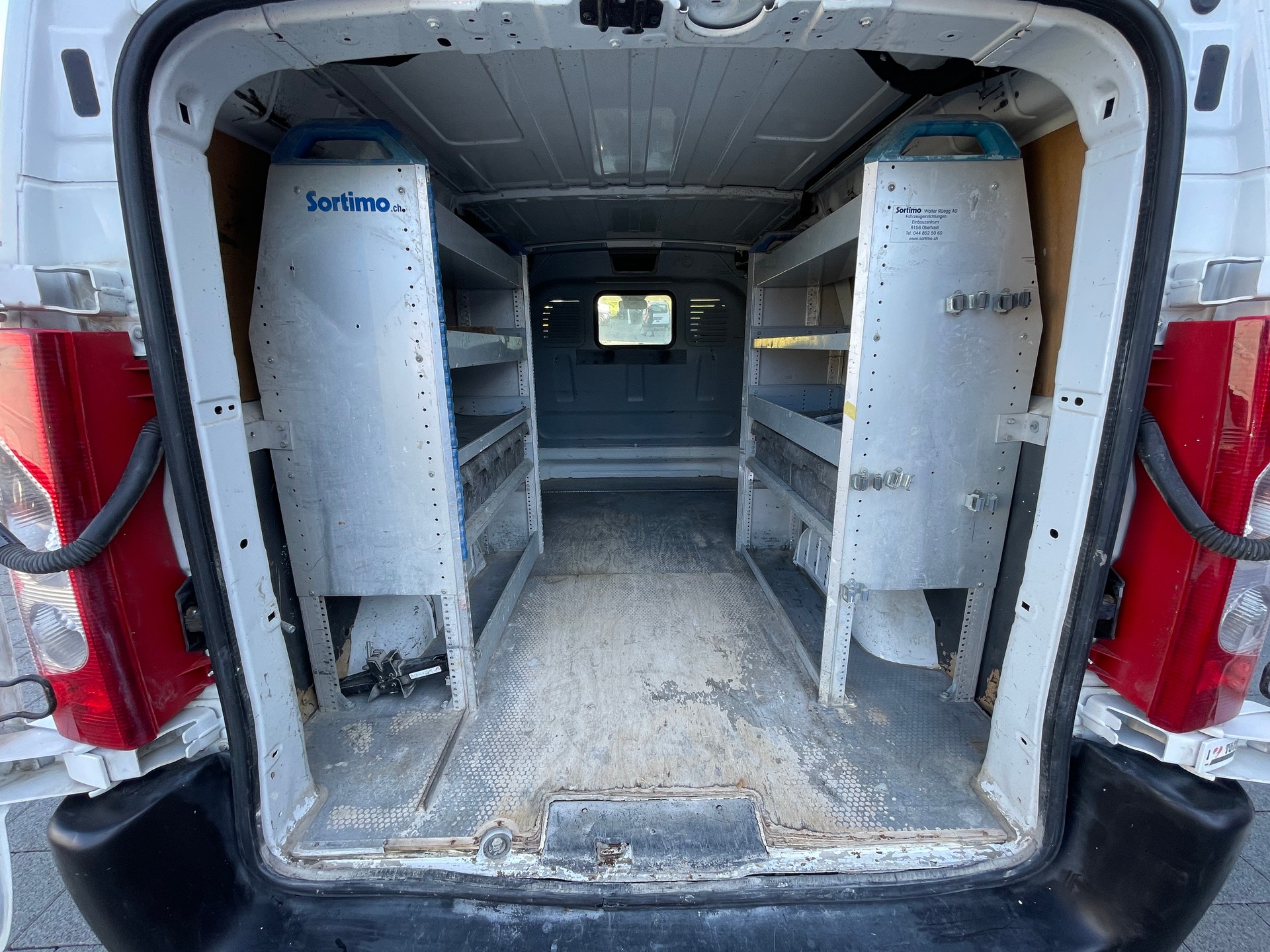 CITROEN Jumpy 2.0 HDi 12 L2H1-image-14