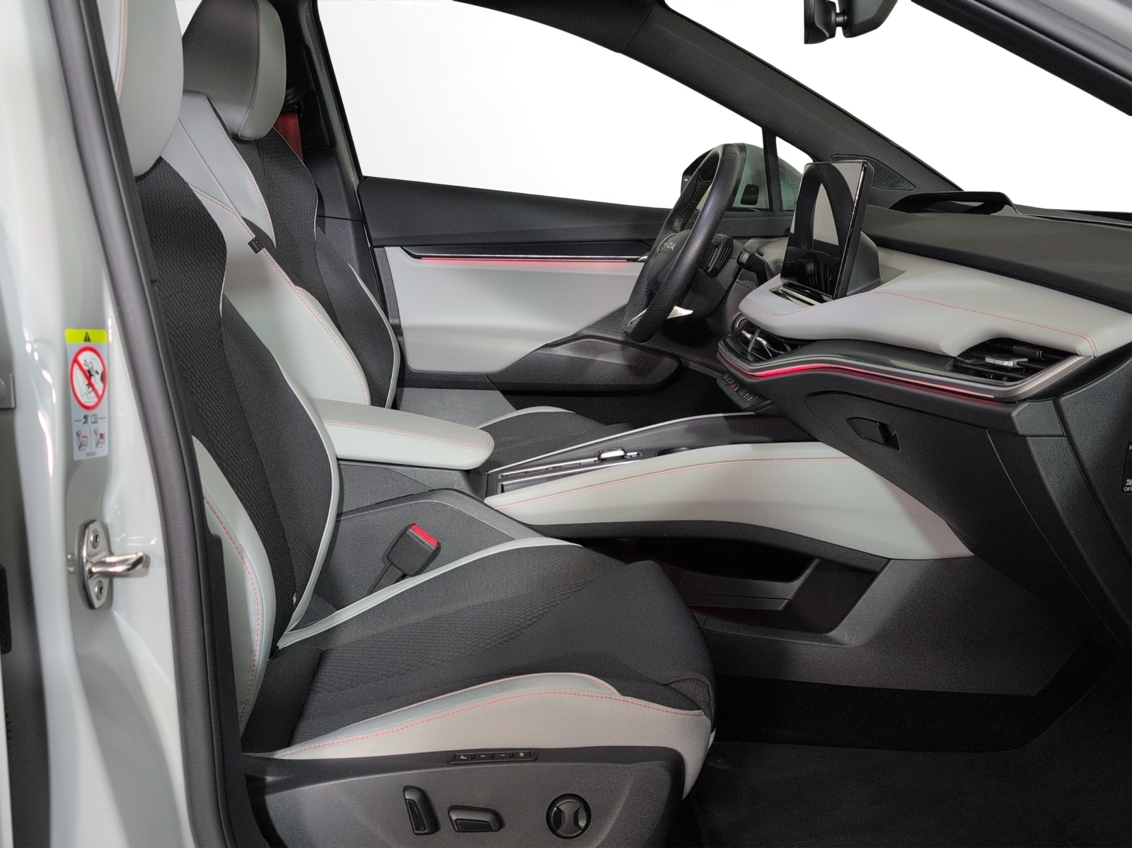 SKODA Elroq 85-image-6