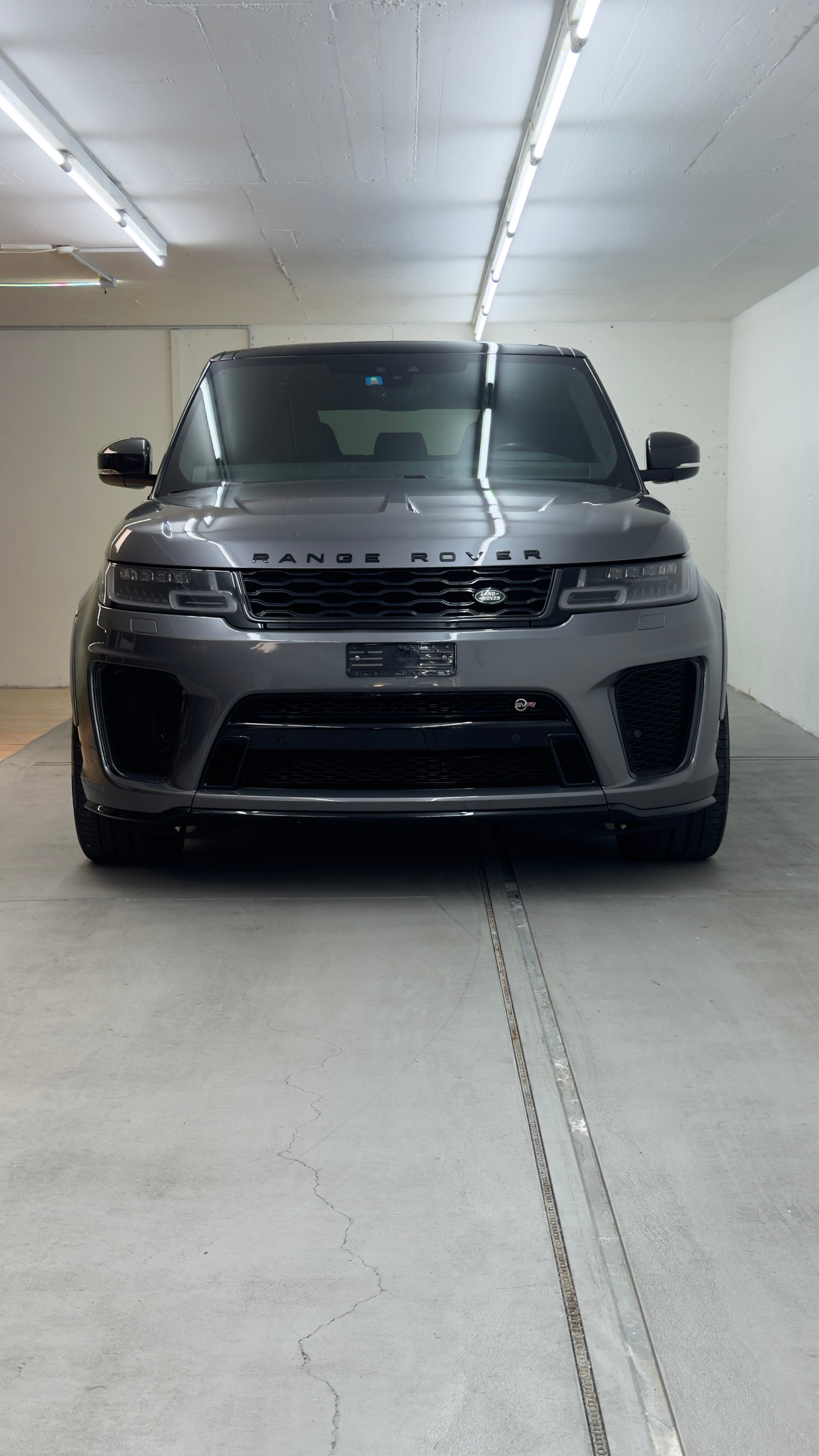 LAND ROVER Range Rover Sport 5.0 V8 S/C SVR Automatic-image-4