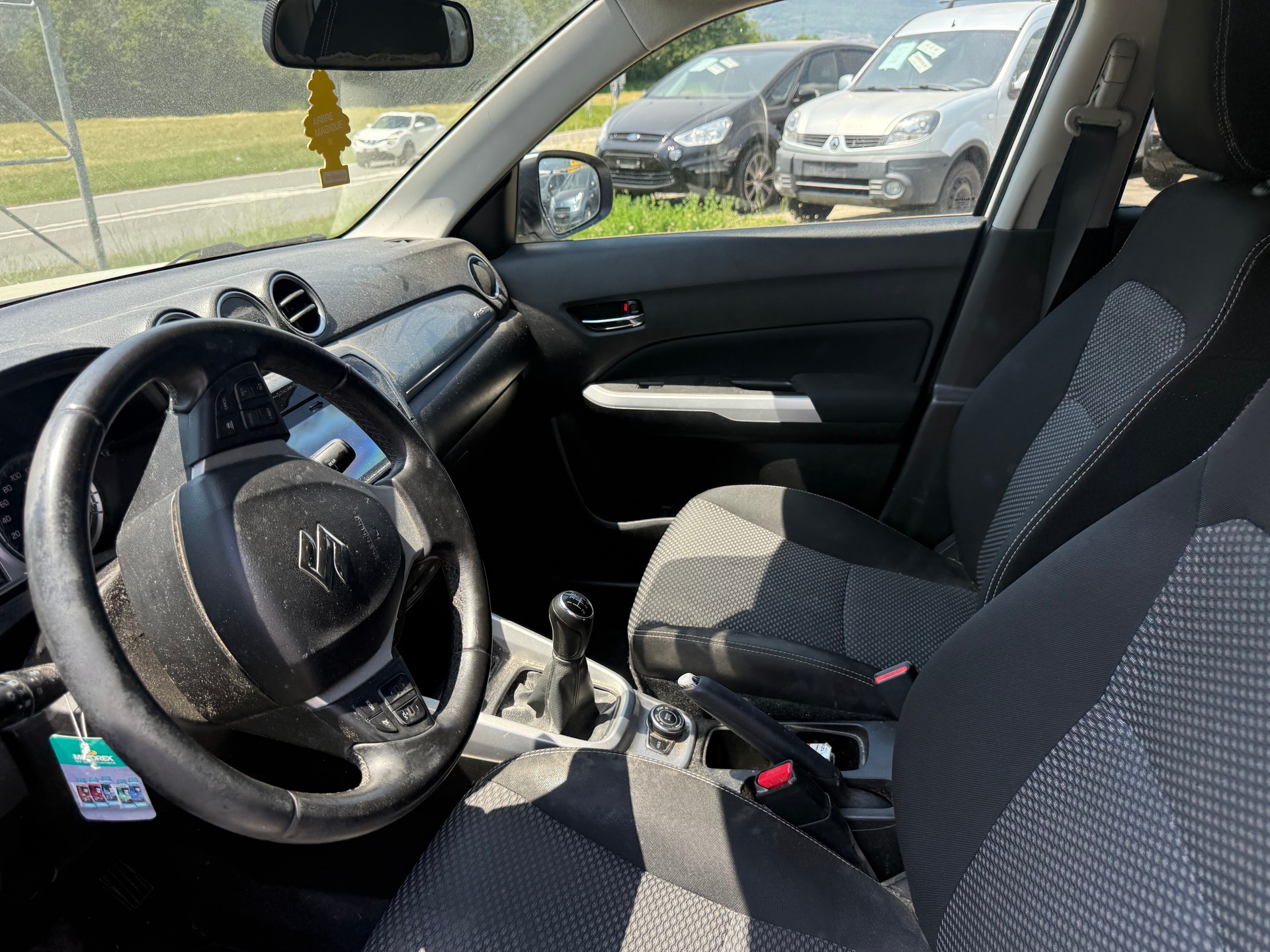 SUZUKI Vitara 1.6 Compact Top-image-8