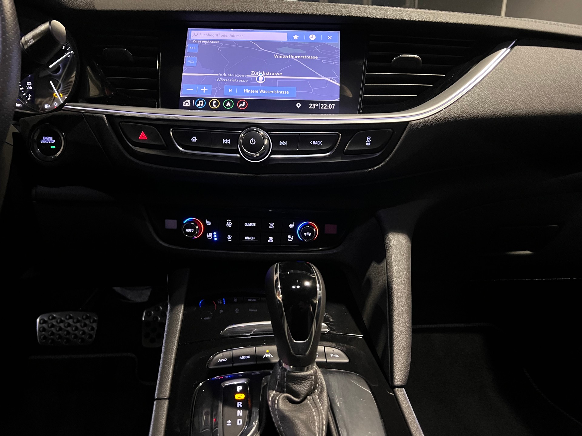 OPEL Insignia 2.0 T Sports Tourer GSi Automatic-image-17