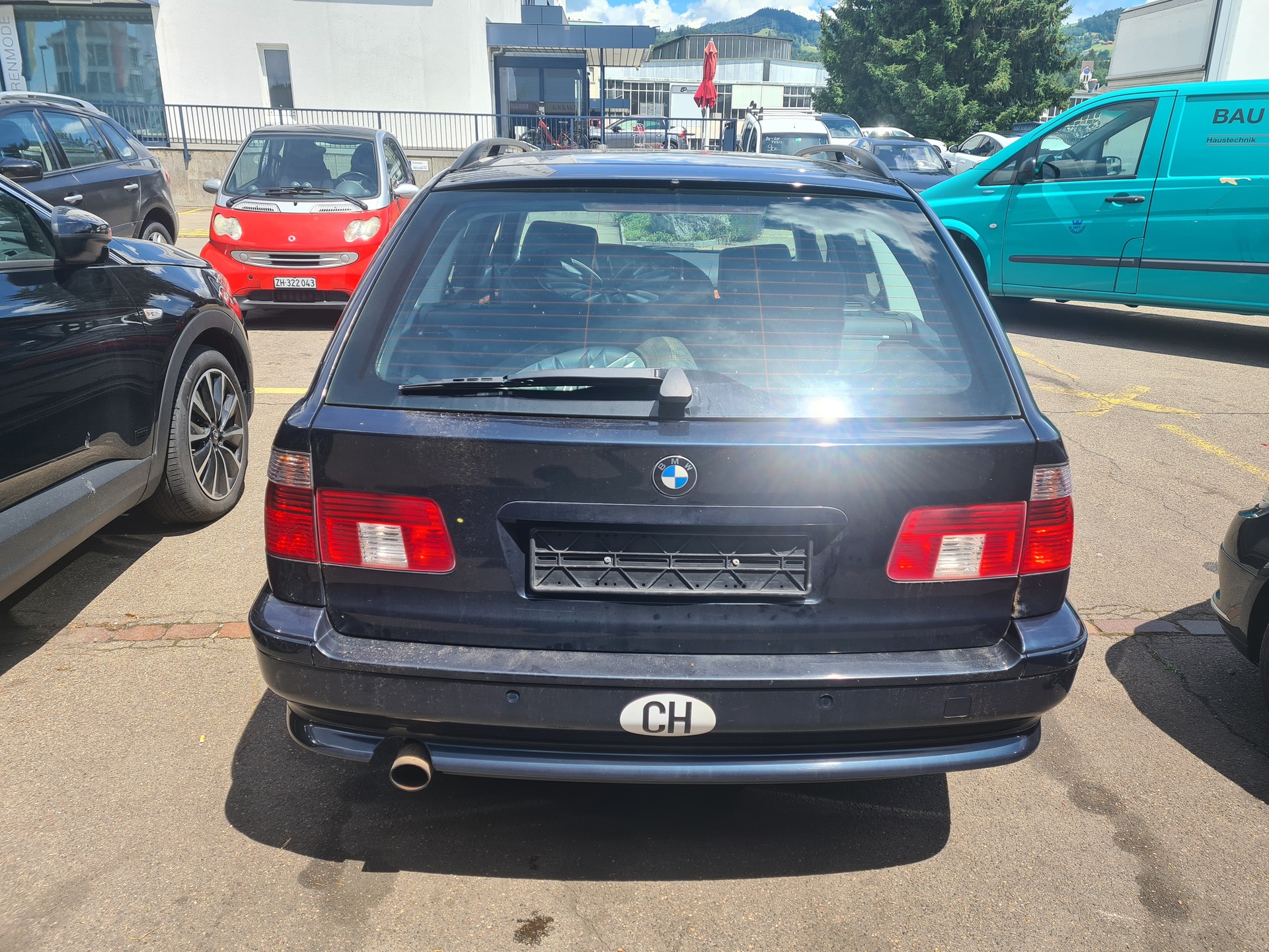 BMW 540i Touring-image-4