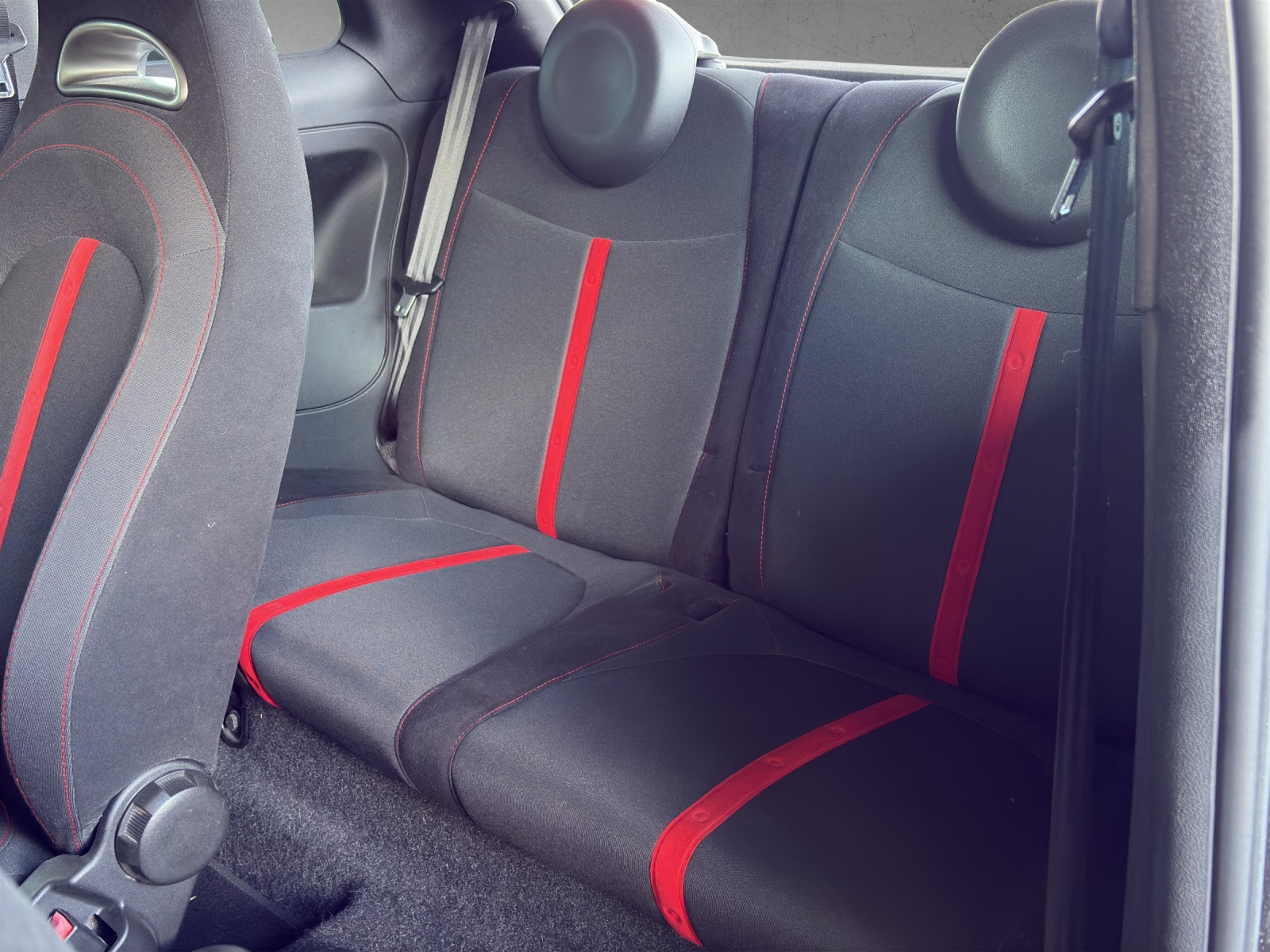 FIAT 500 1.4 16V Turbo Abarth-image-7