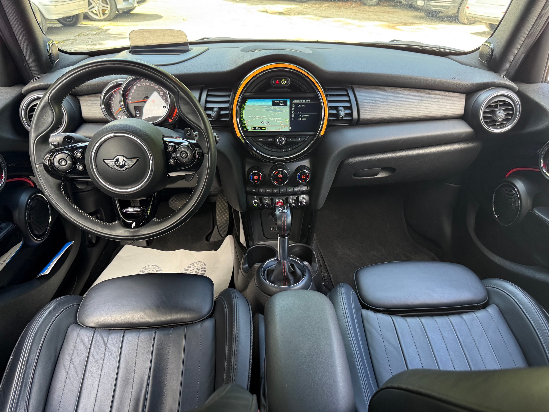 MINI Cooper S Steptronic TRAFALGAR-image-10